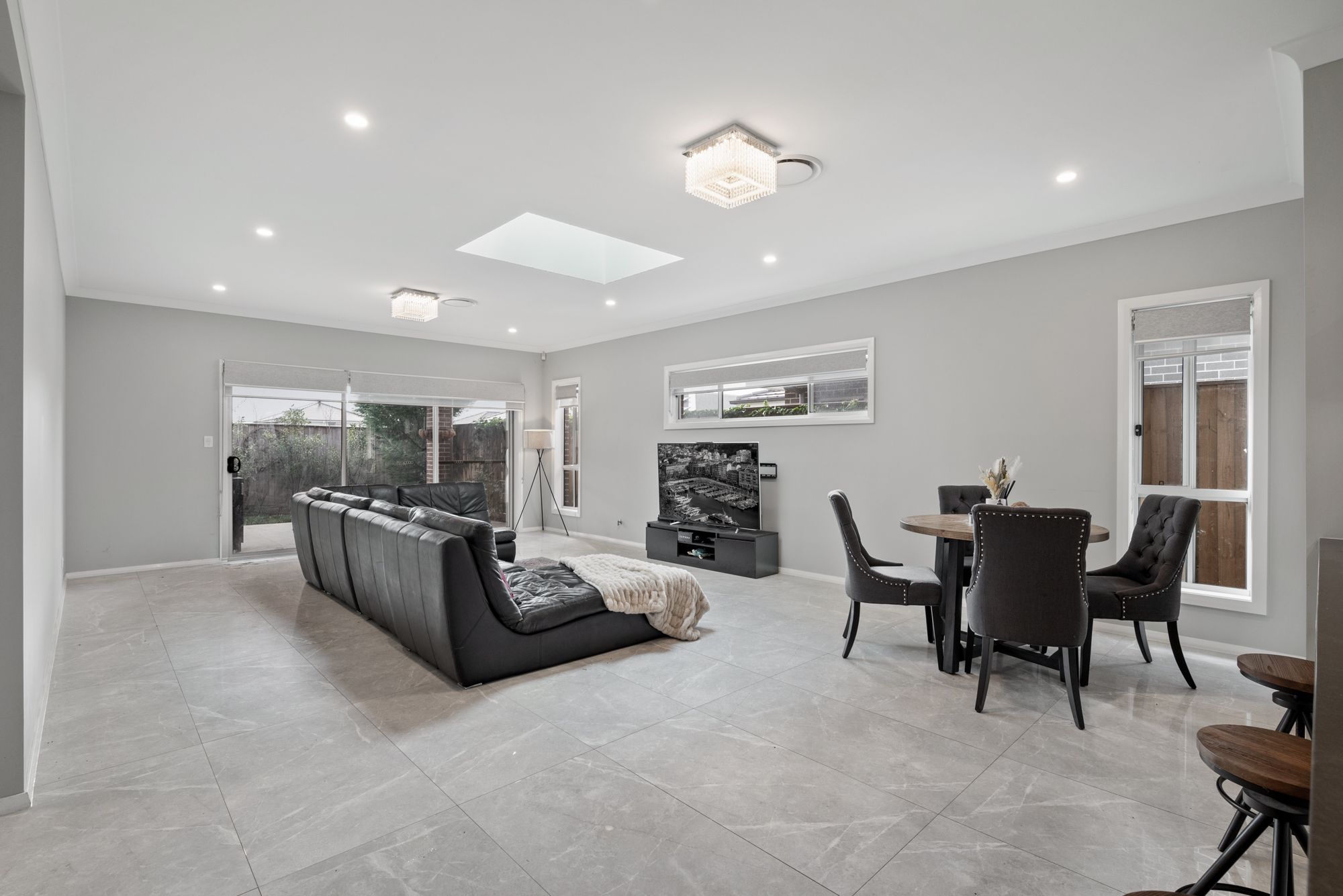15 Spice Street, GLEDSWOOD HILLS, NSW 2557