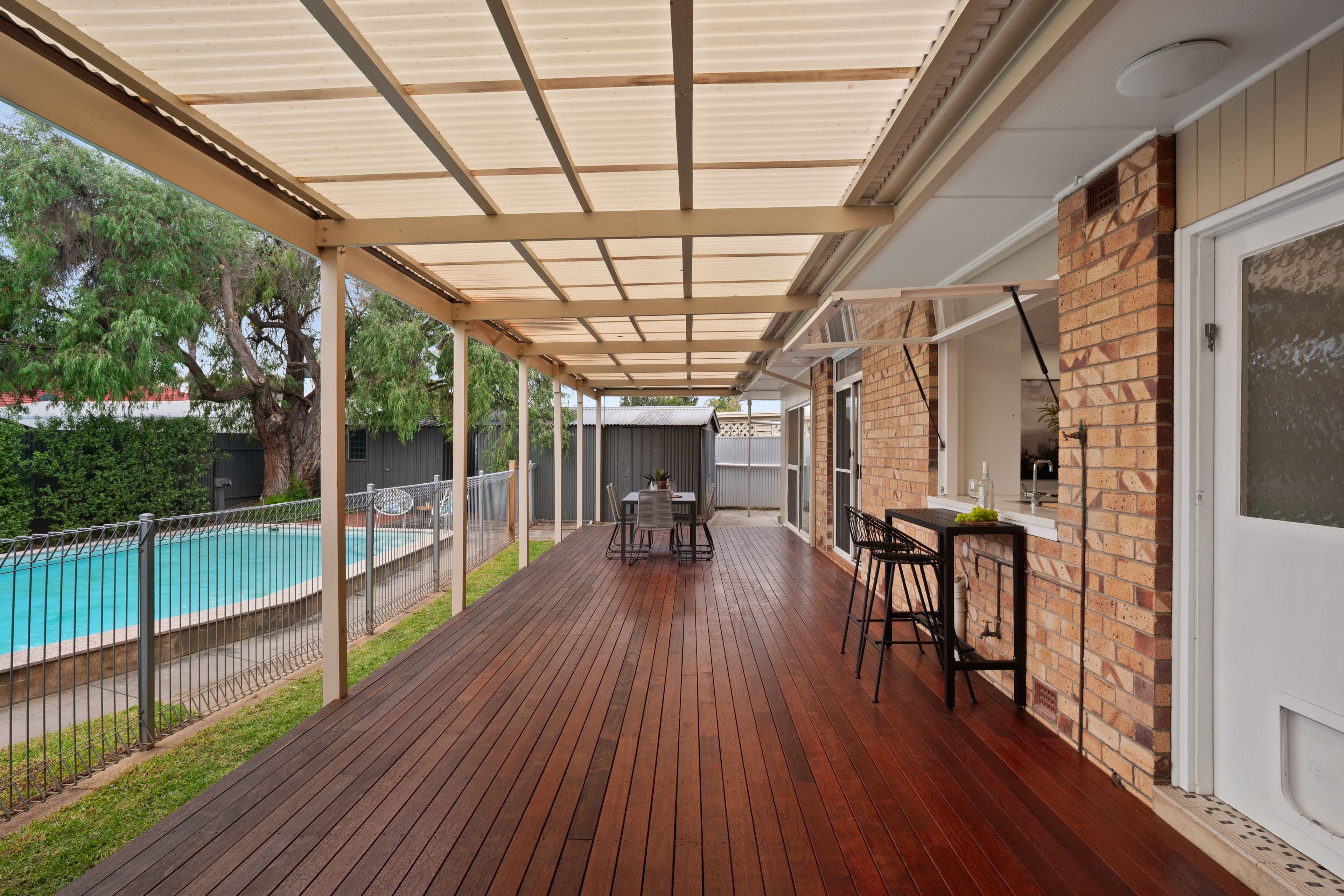 2 Clyde Street — photo 10 of 11