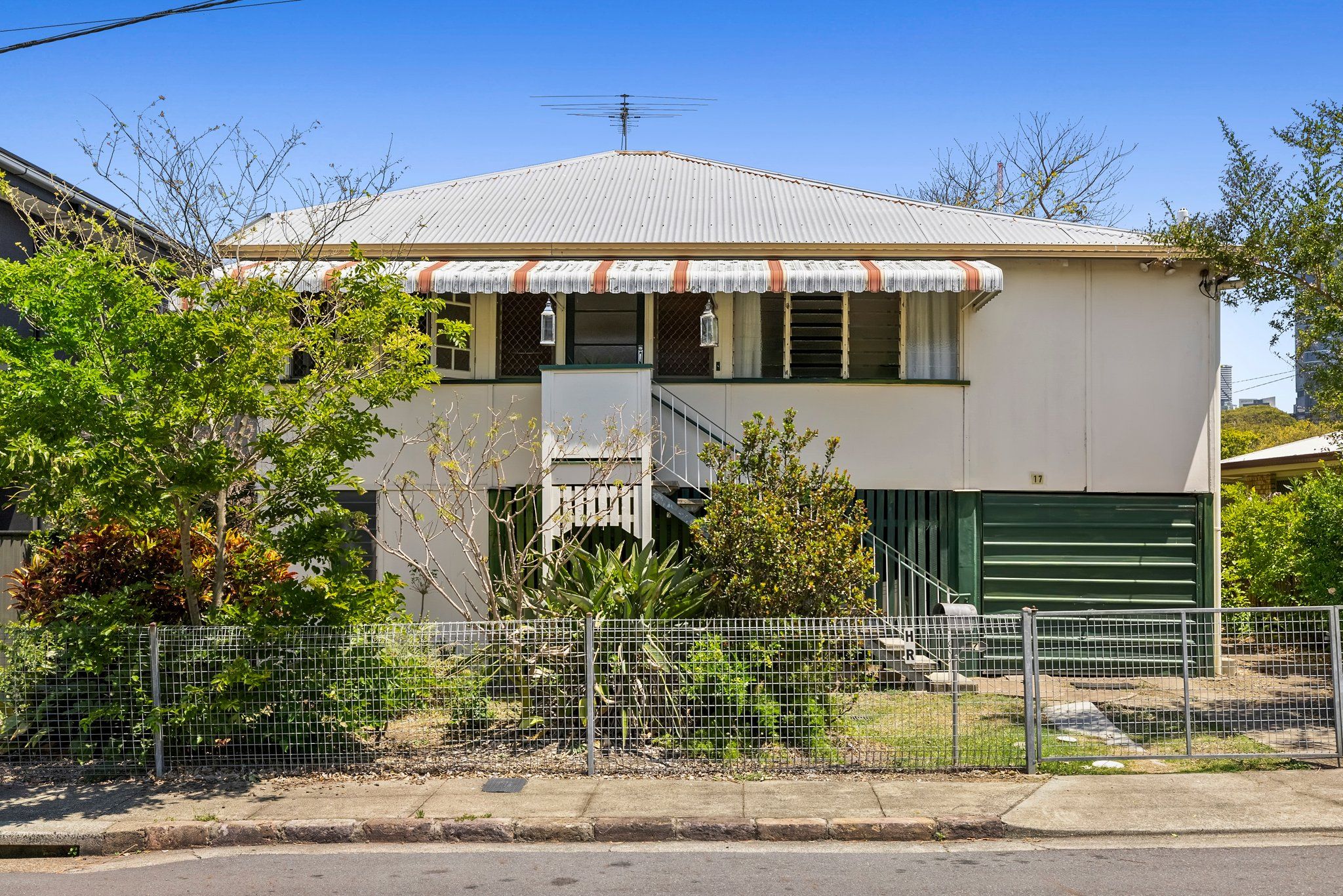 17 Rosina Street, Kangaroo Point, QLD 4169