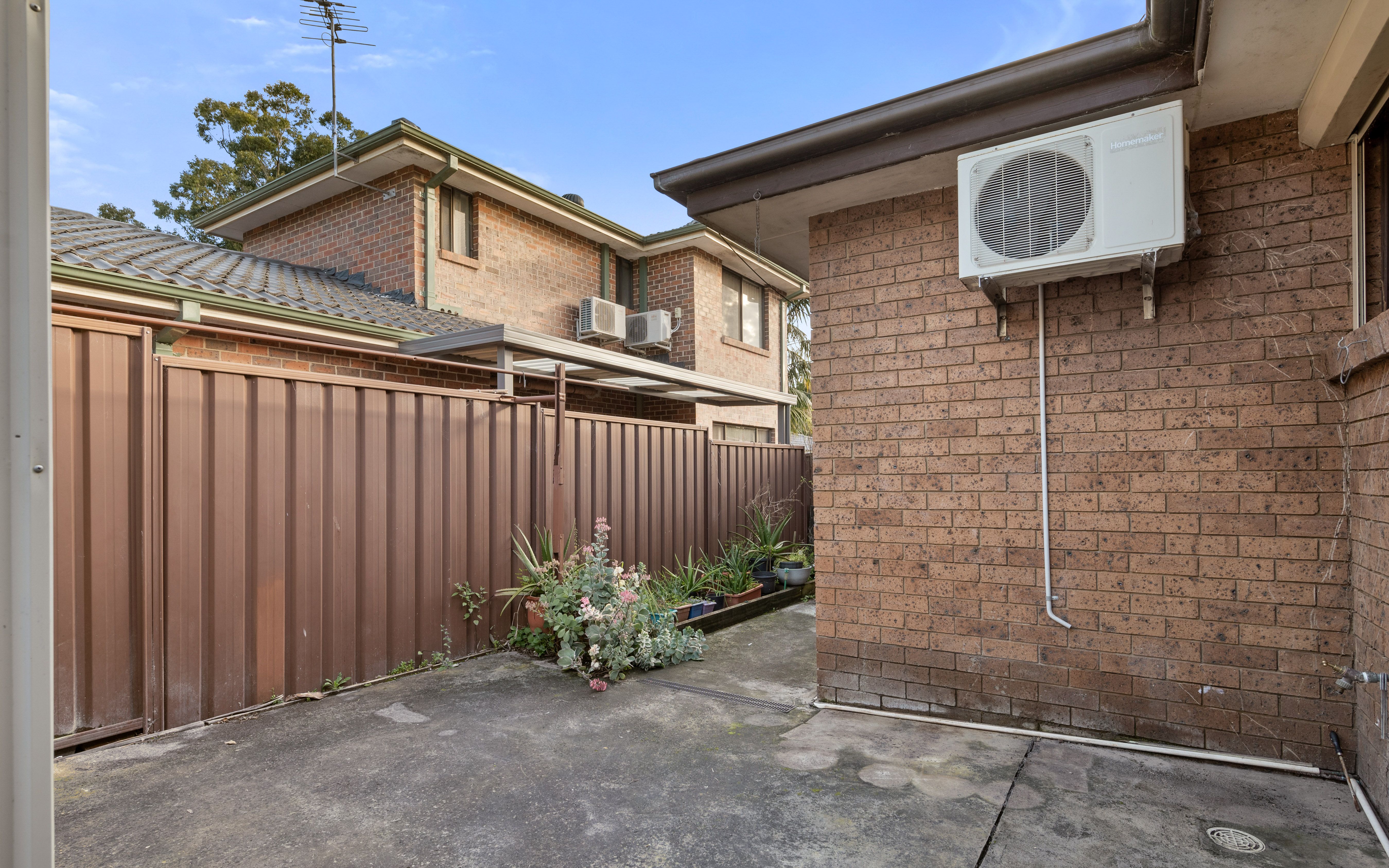 3/4 Mary Street, Macquarie Fields, NSW 2564