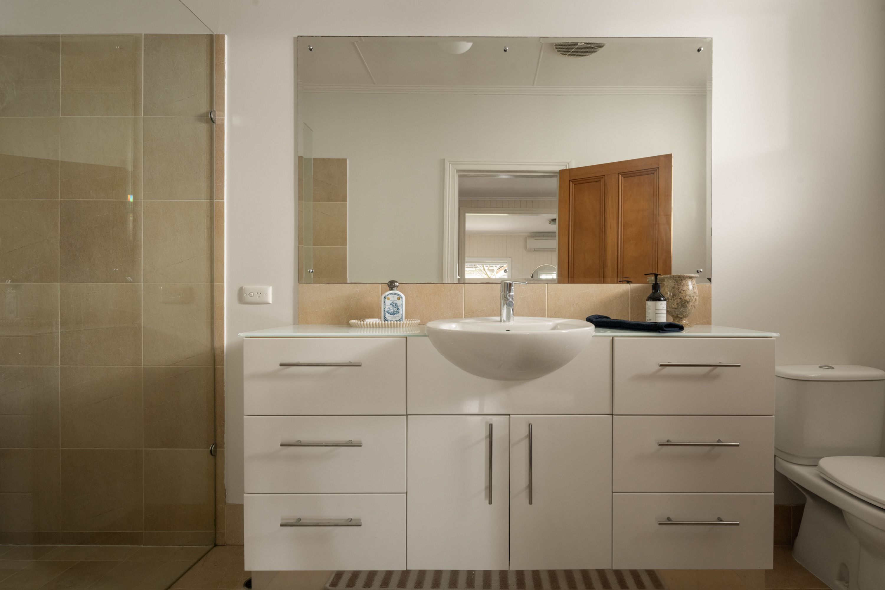 107 Crescent Road — photo 14 of 23
