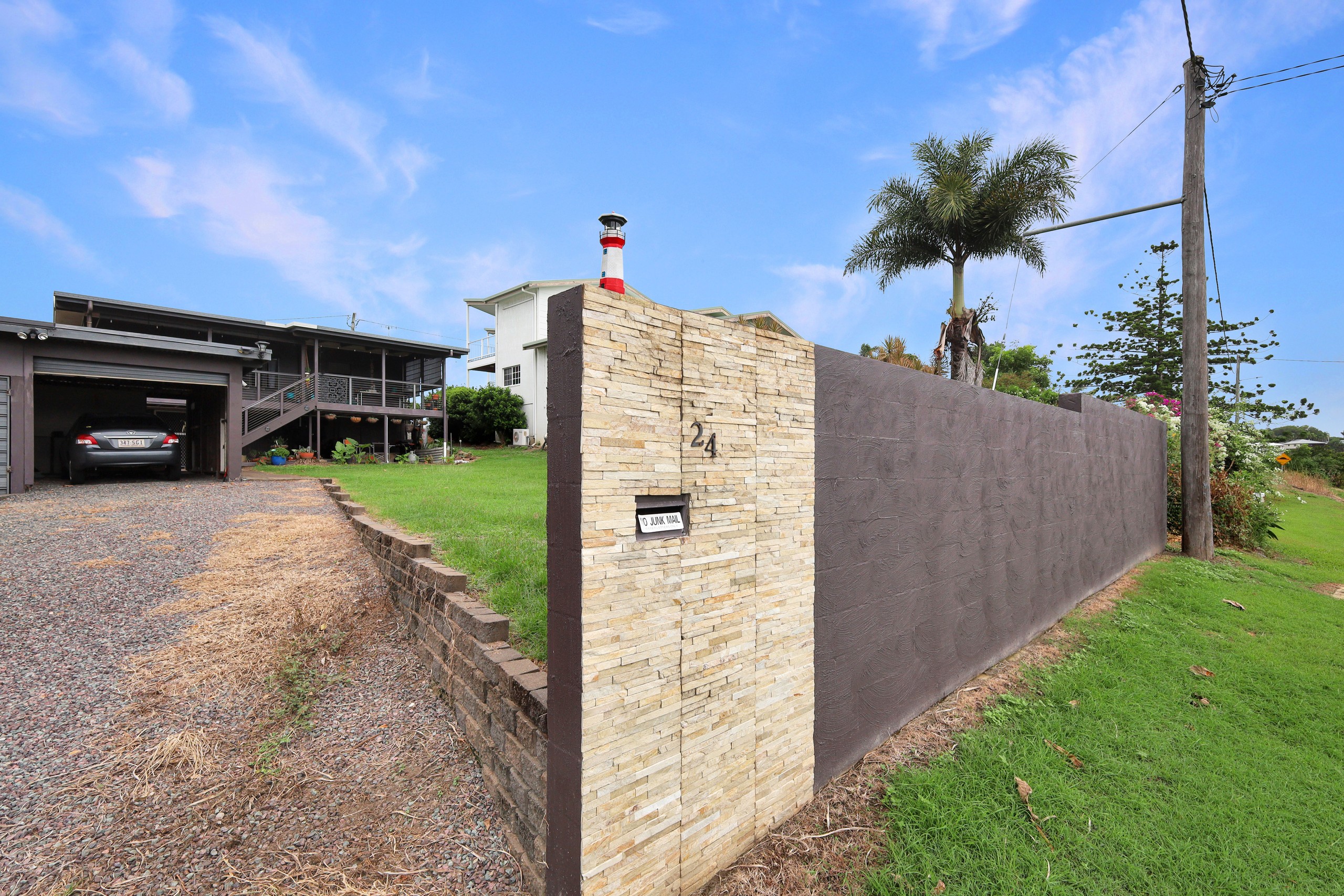 24 Sarina Beach Road, Sarina Beach, QLD 4737