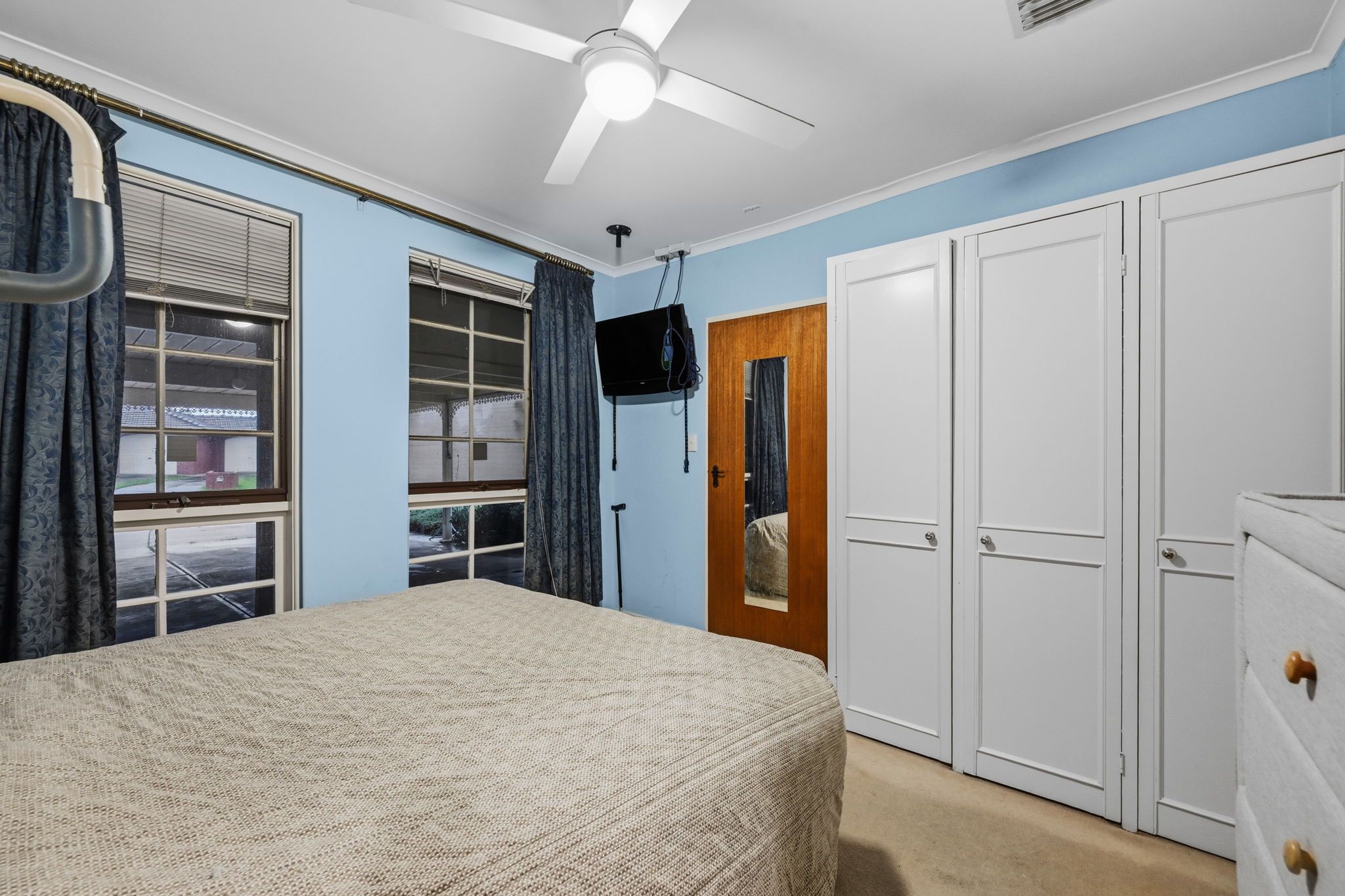 2/2 Anglers Court — photo 5 of 23