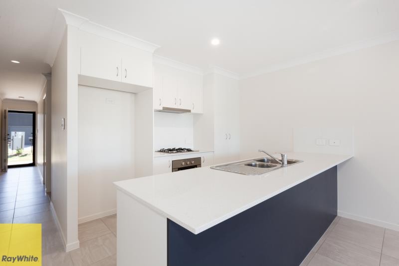 35B Woodroffe Cresent, Redbank Plains, QLD 4301