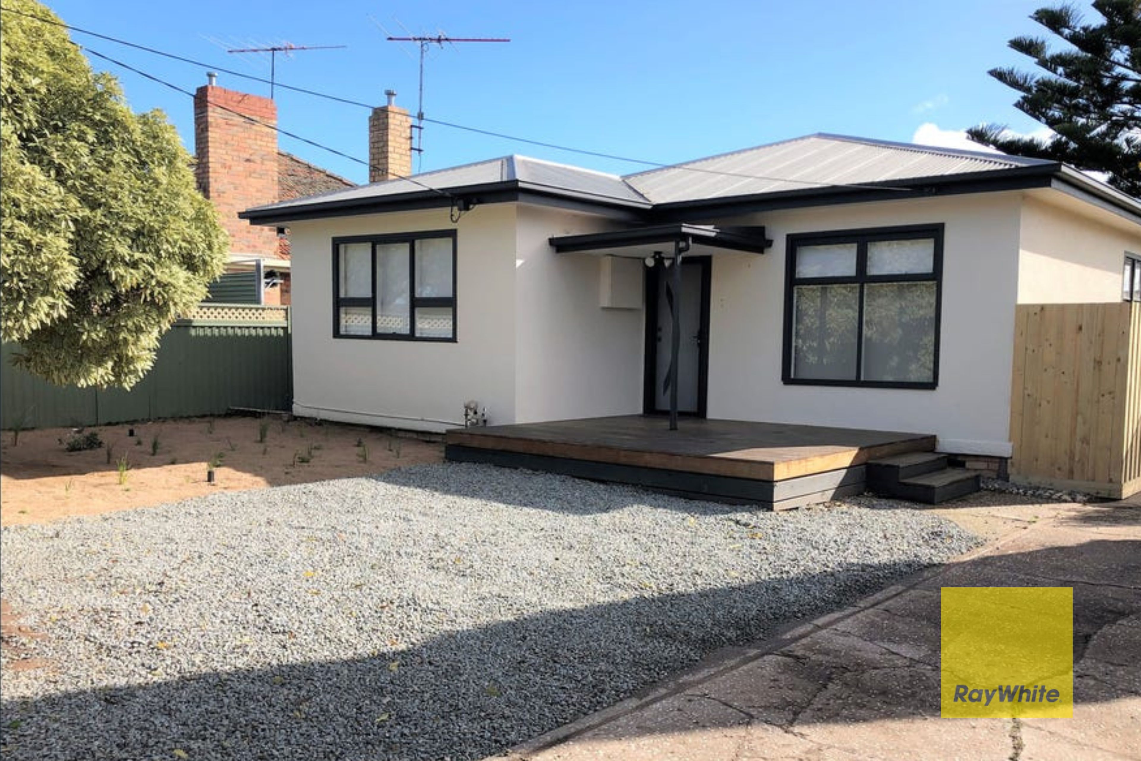 35 Townsend Road, Whittington VIC 3219