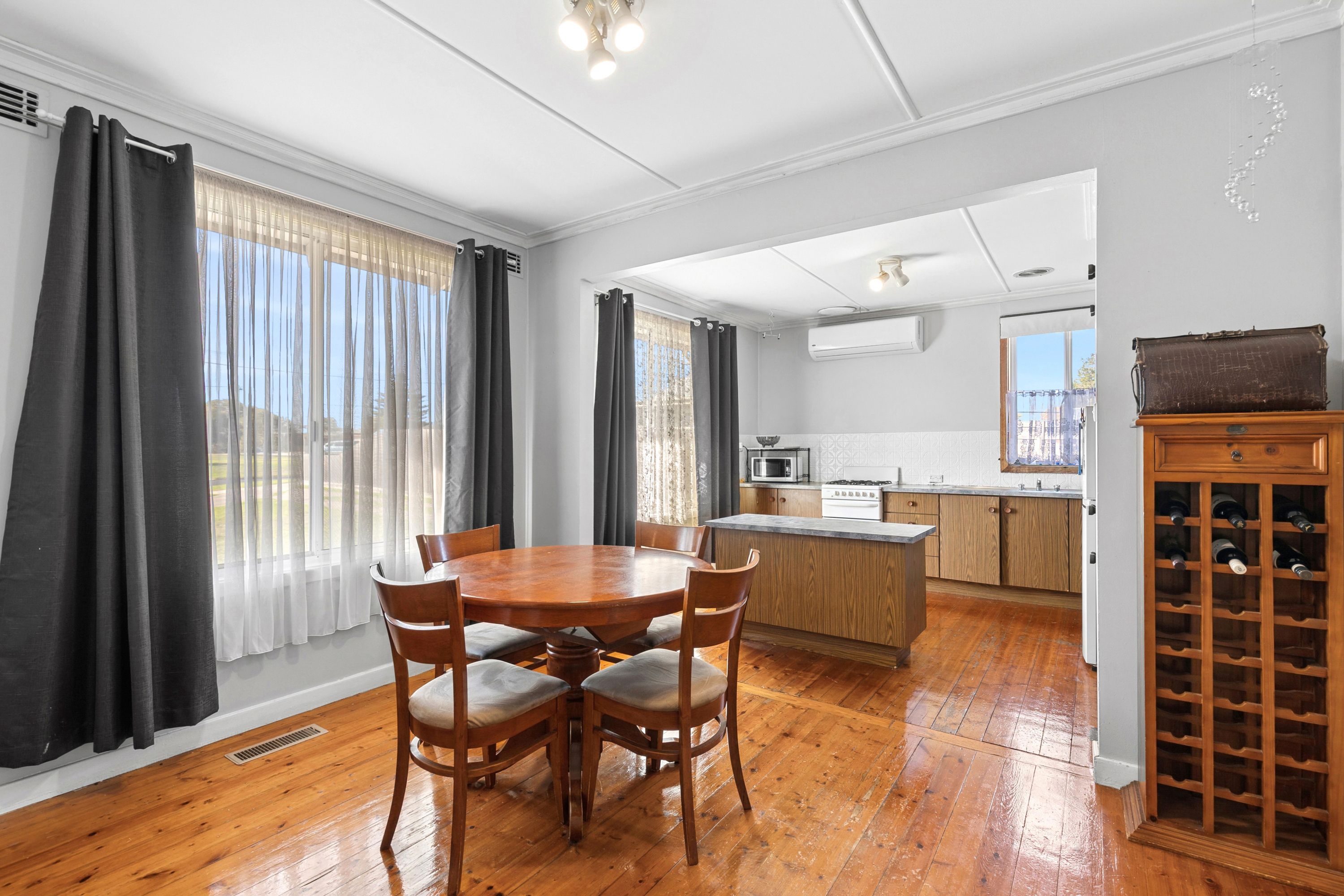 15 Warrawee Avenue — photo 4 of 11