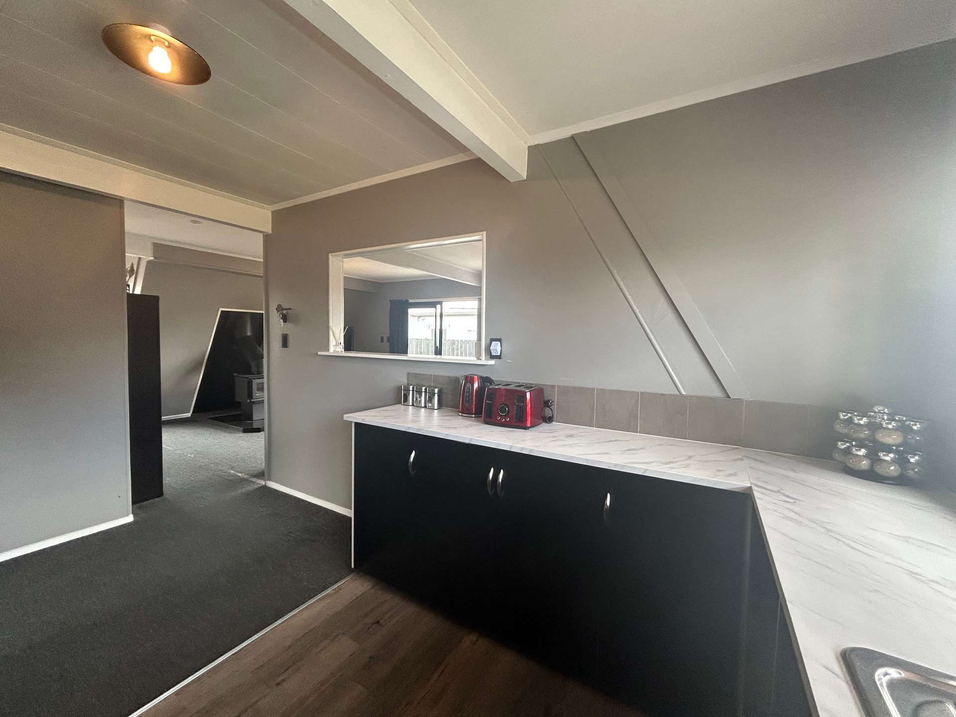 8 Farquhar Place photo 3