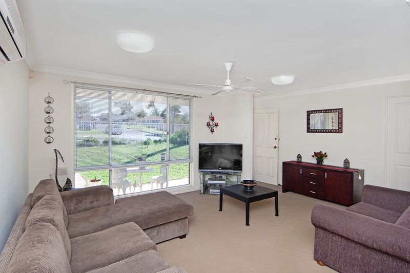 7 Maheno Avenue, Blue Haven, NSW 2262