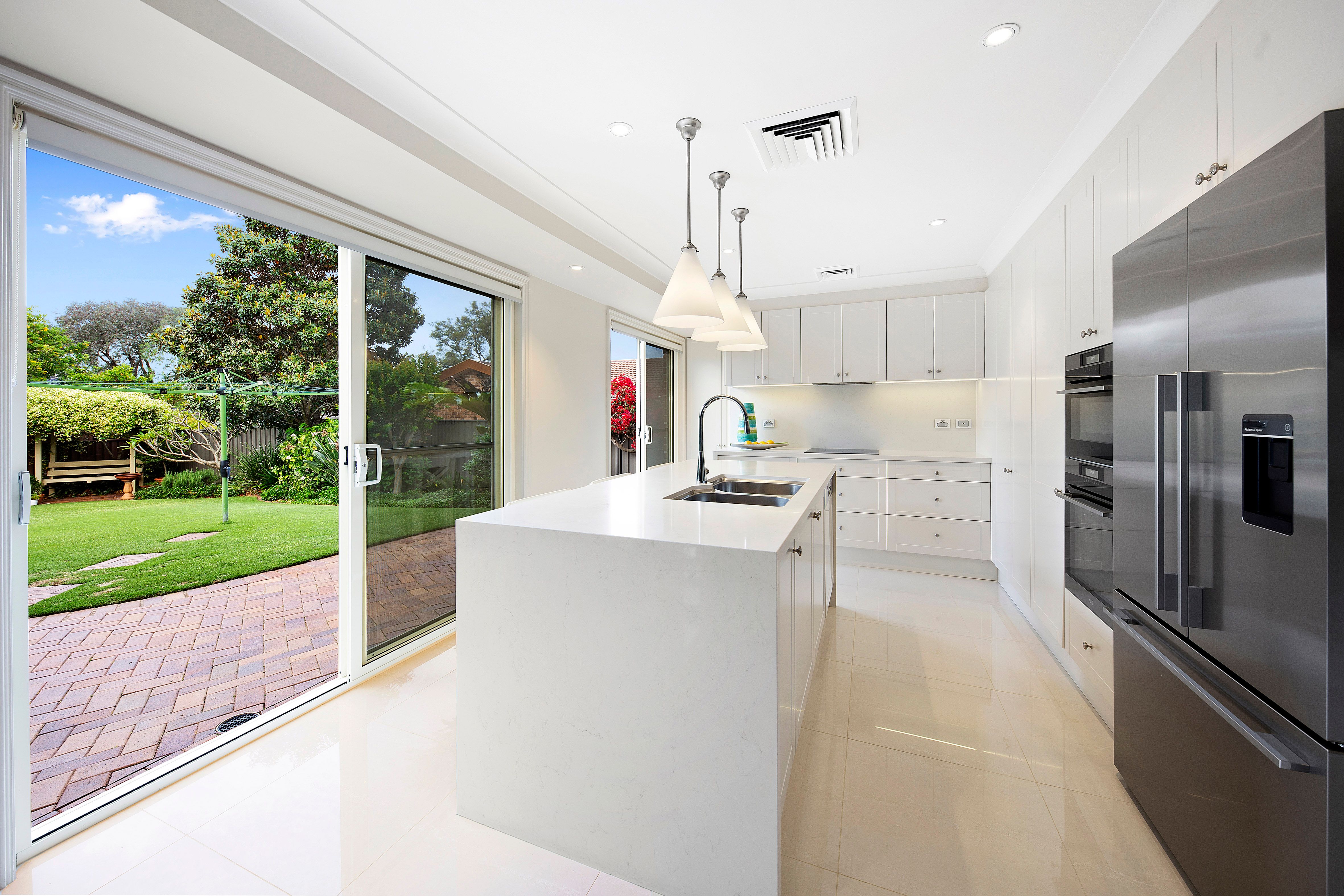 90 Warrangarree Drive, Woronora Heights, NSW 2233