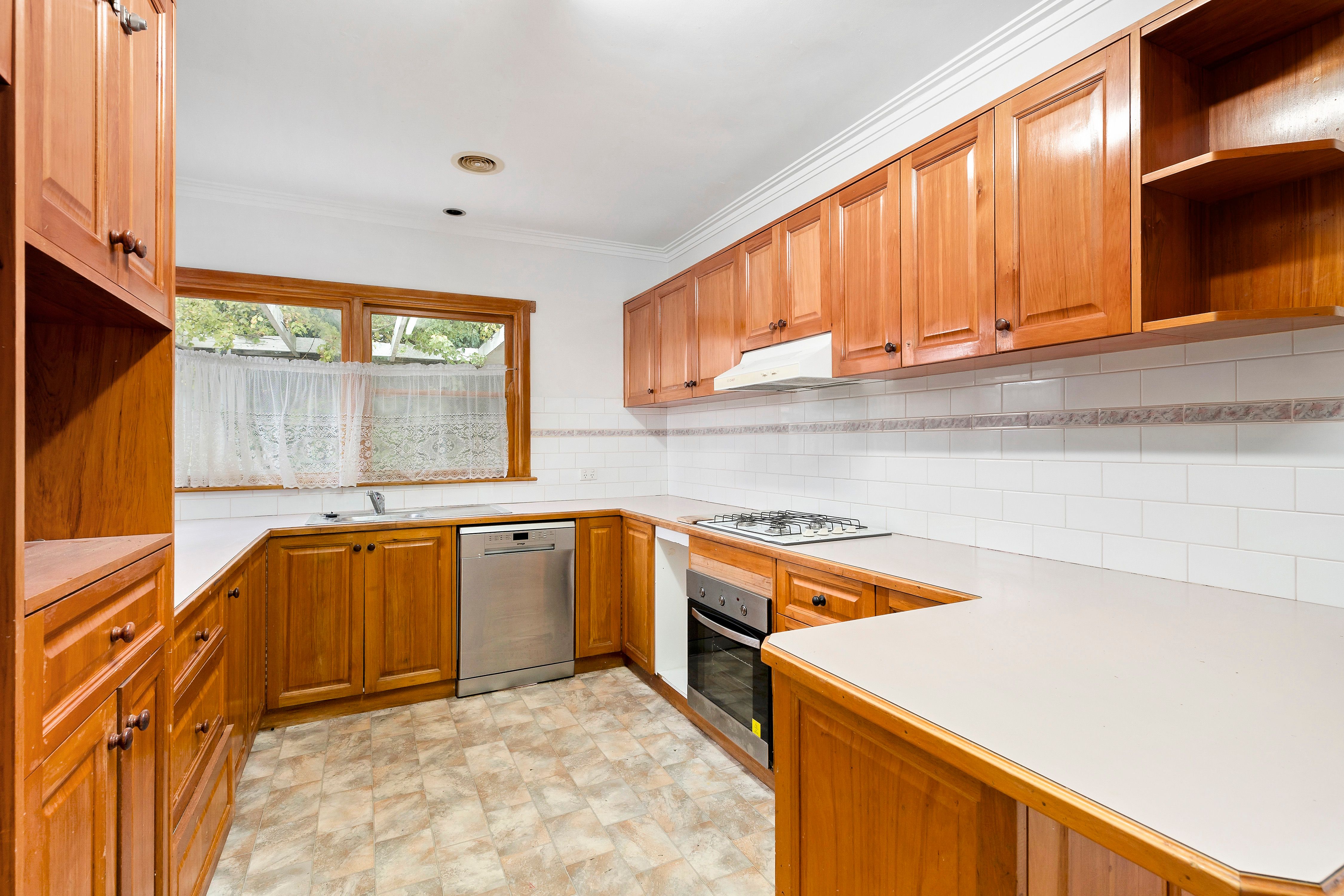 3 Leonard Street, Wendouree, VIC 3355