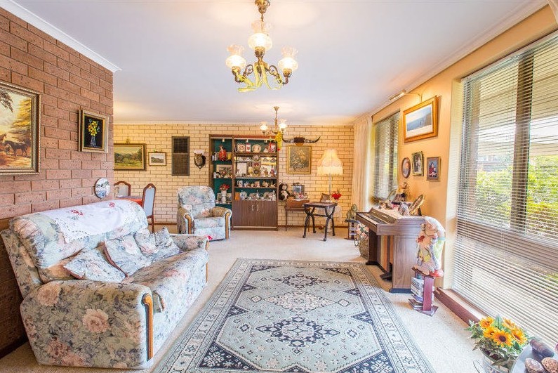 17 Buronga Drive, Springdale Heights, NSW 2641