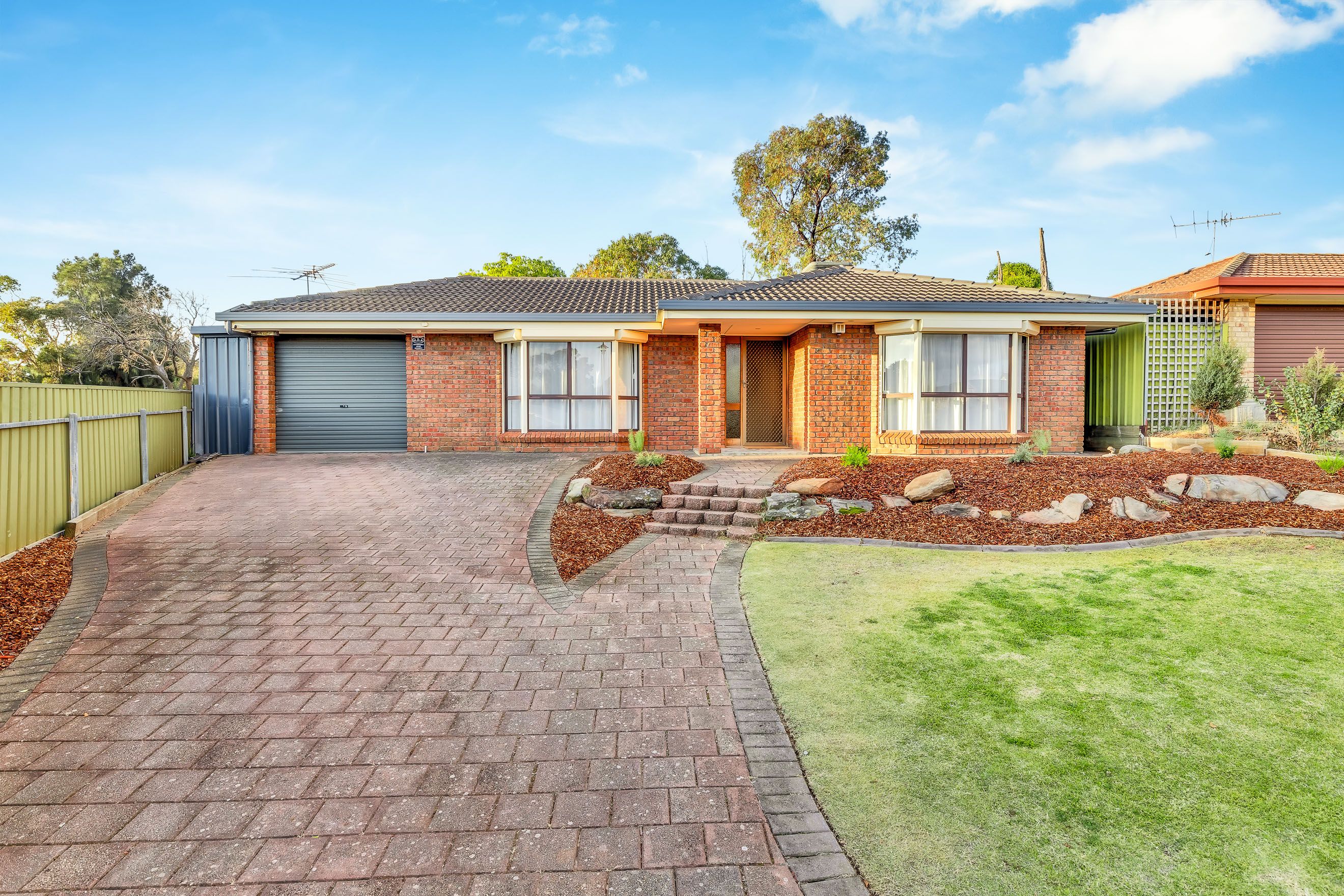 16 Oberon Court, Hillbank SA 5112