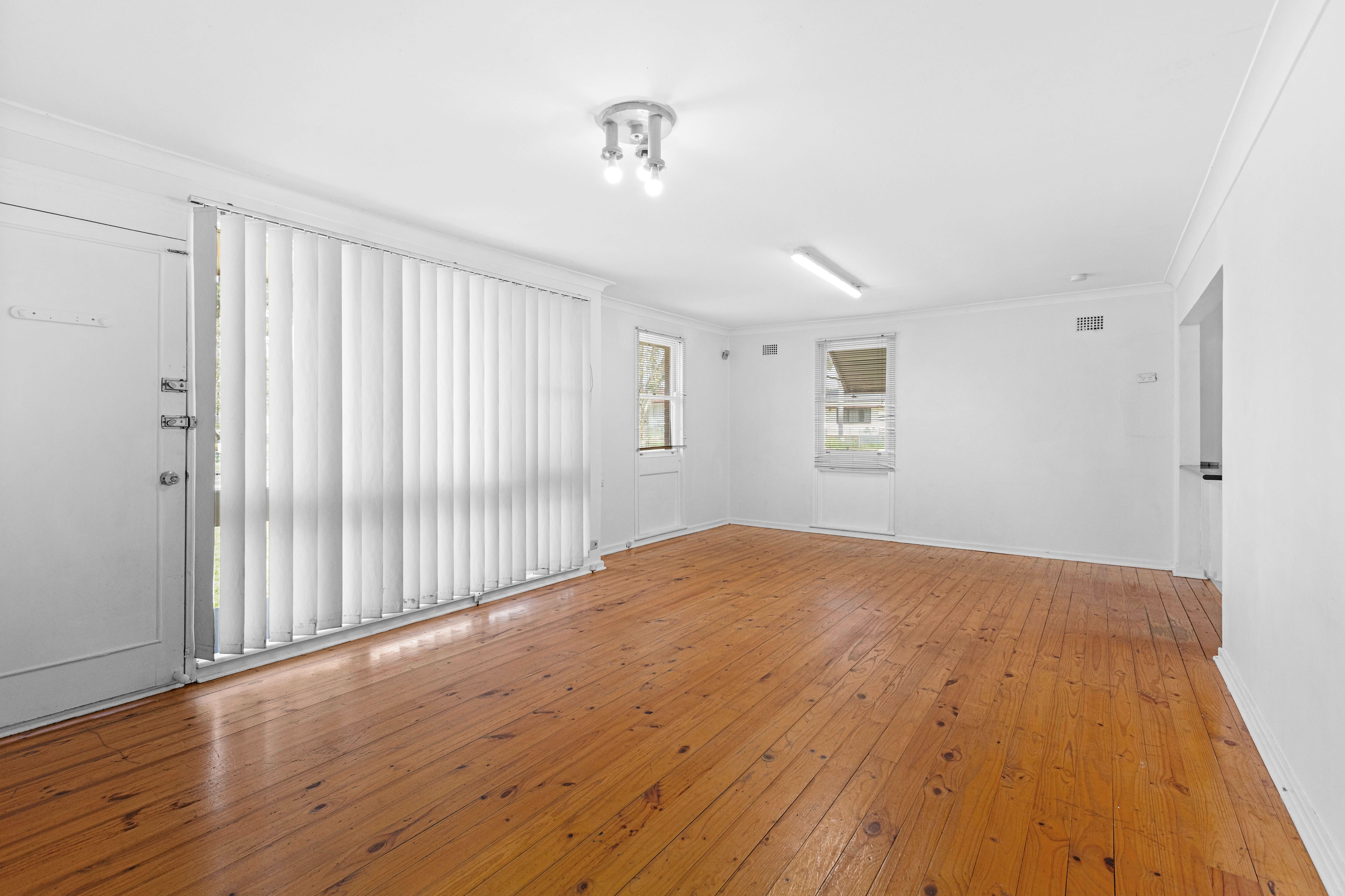 8 Mendana Street, Lethbridge Park, NSW 2770
