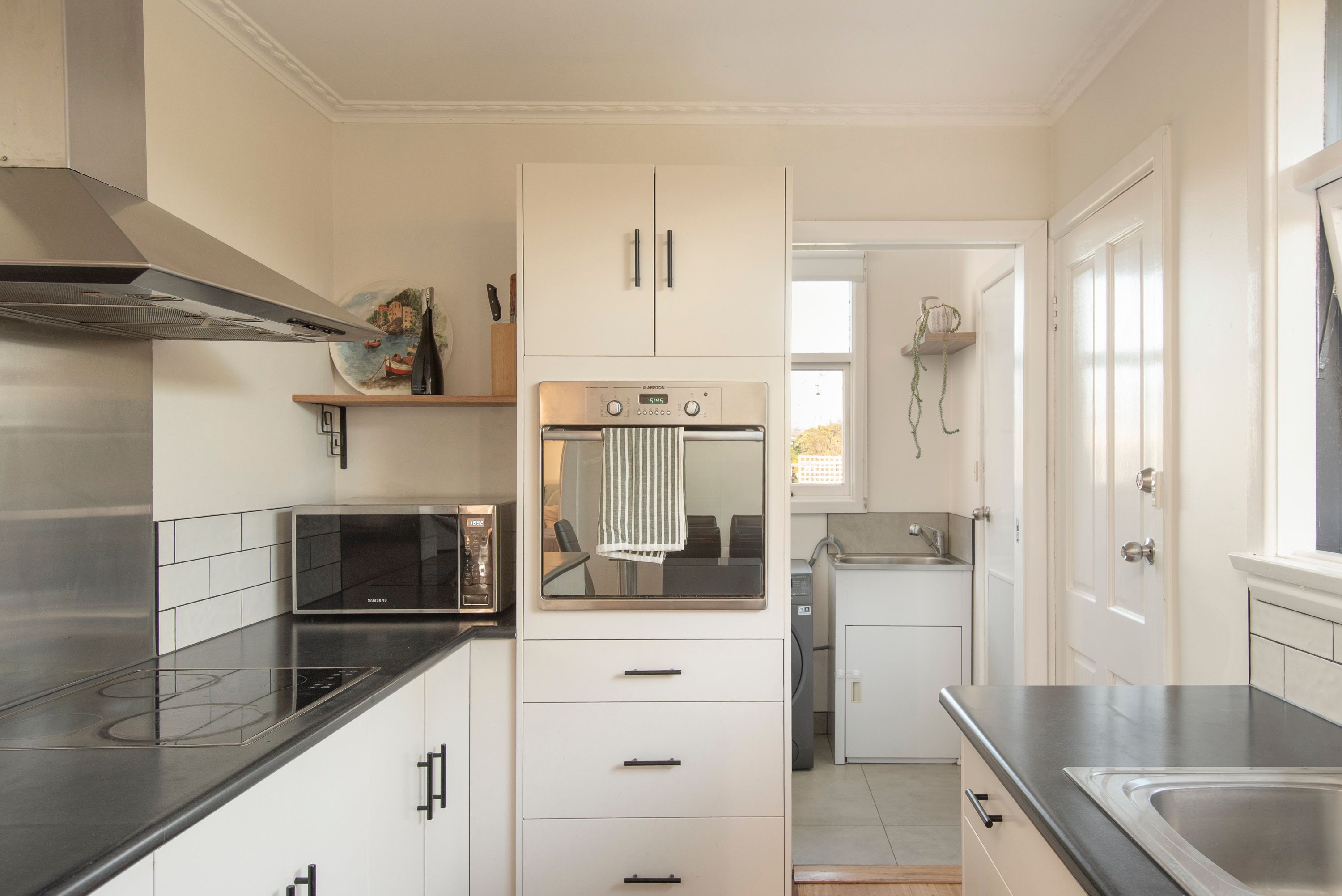 2 Kelvin Street — photo 5 of 15