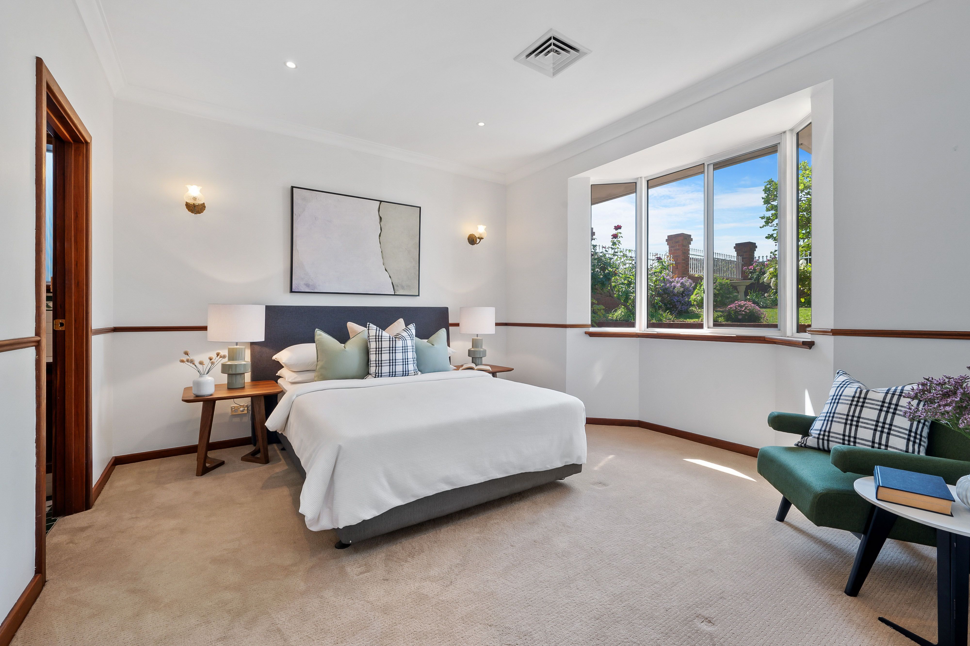 15 Barranjoey Way — photo 14 of 27