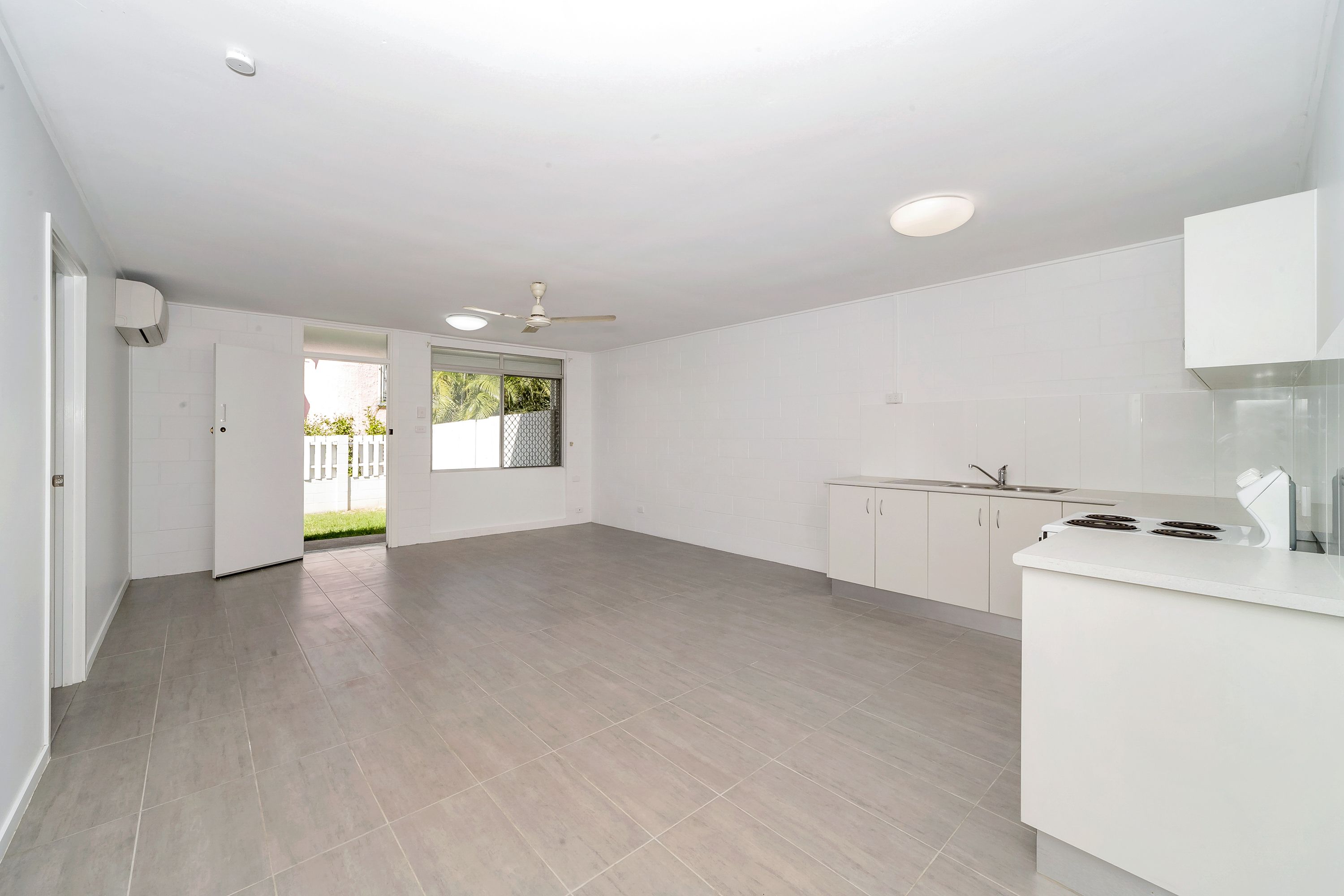 4/52 Bowen Road, Hermit Park, QLD 4812