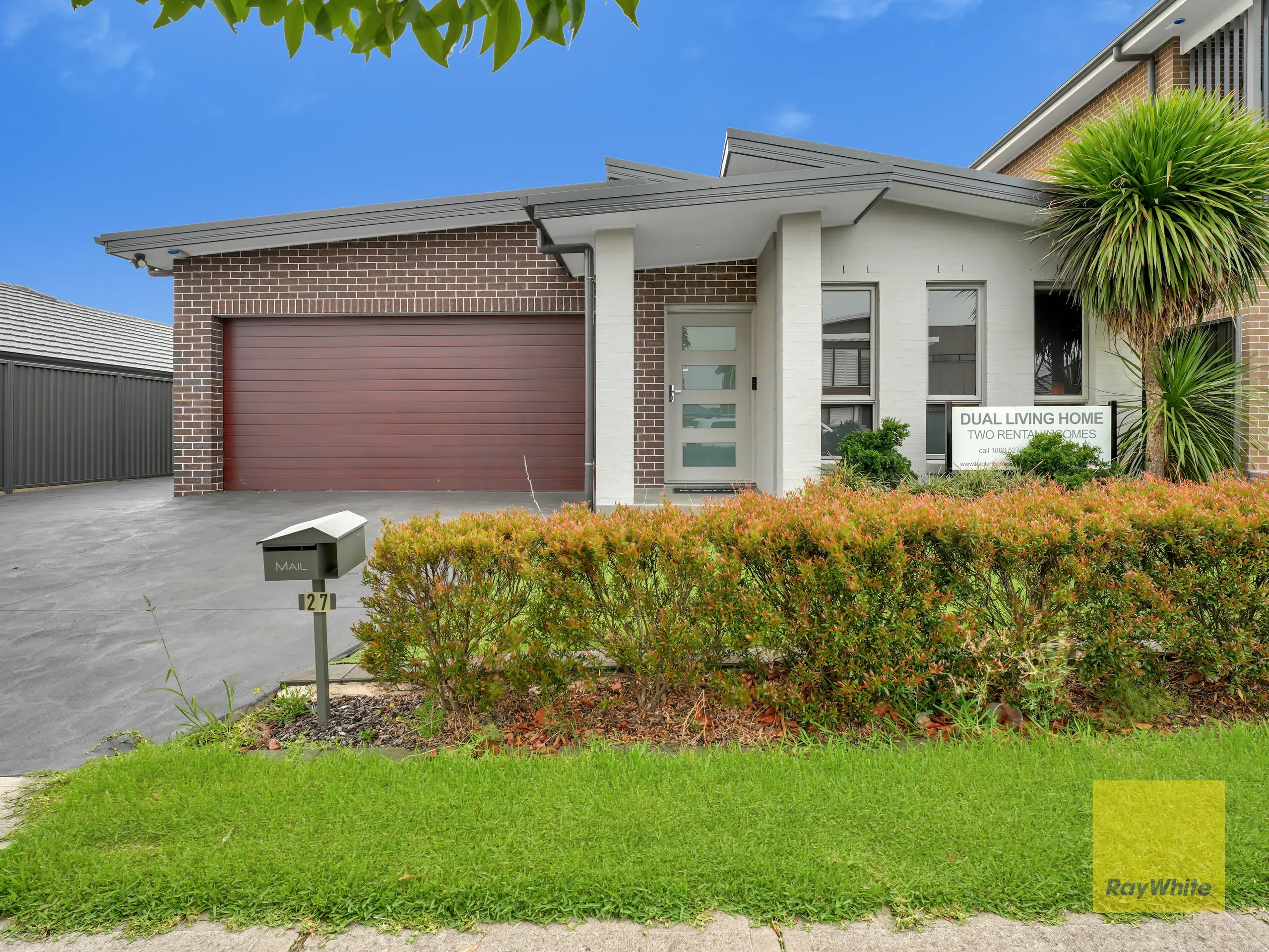 27 Fairbrother Avenue — photo from Ray White Macarthur Group