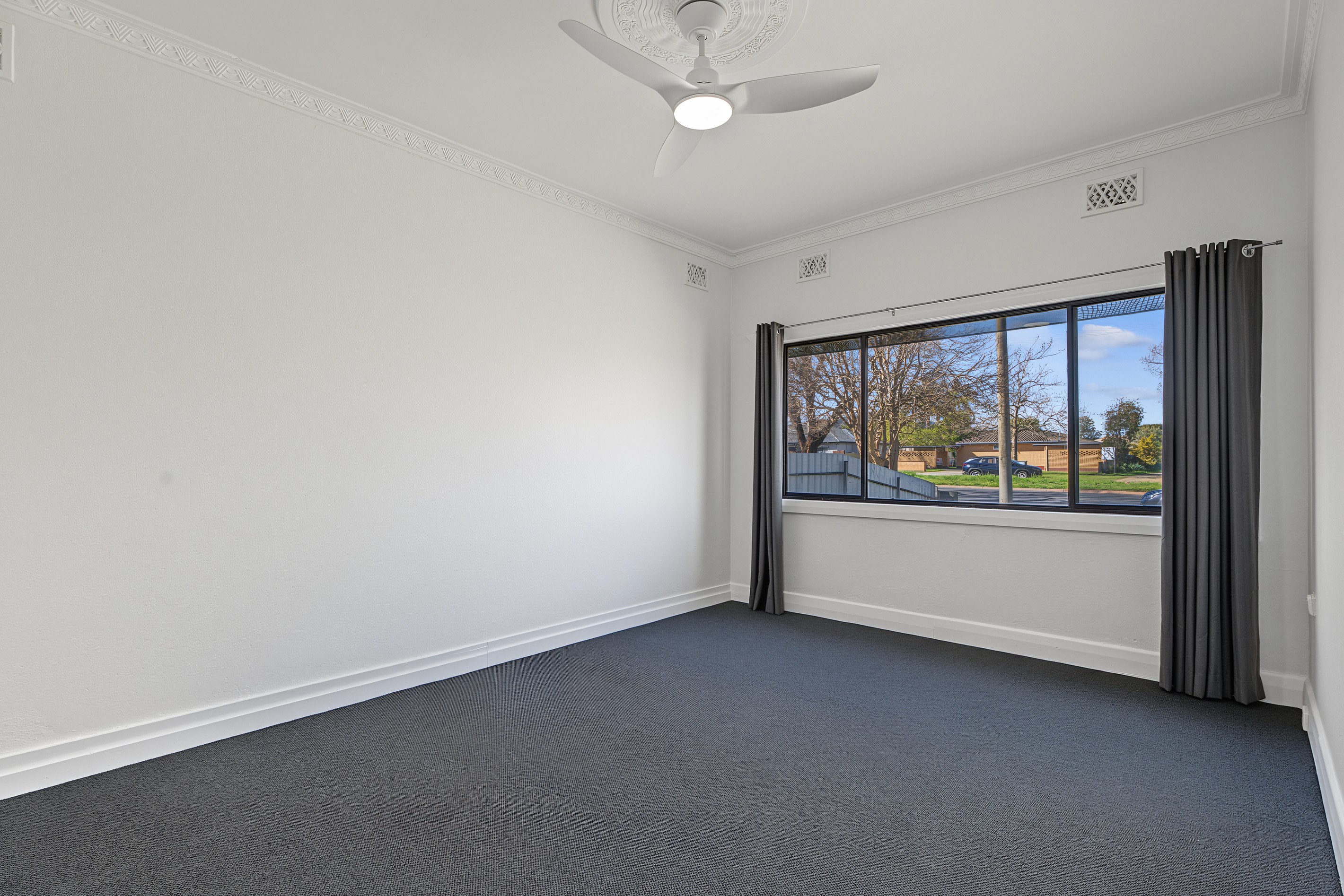 415 Urana Road, Lavington, NSW 2641