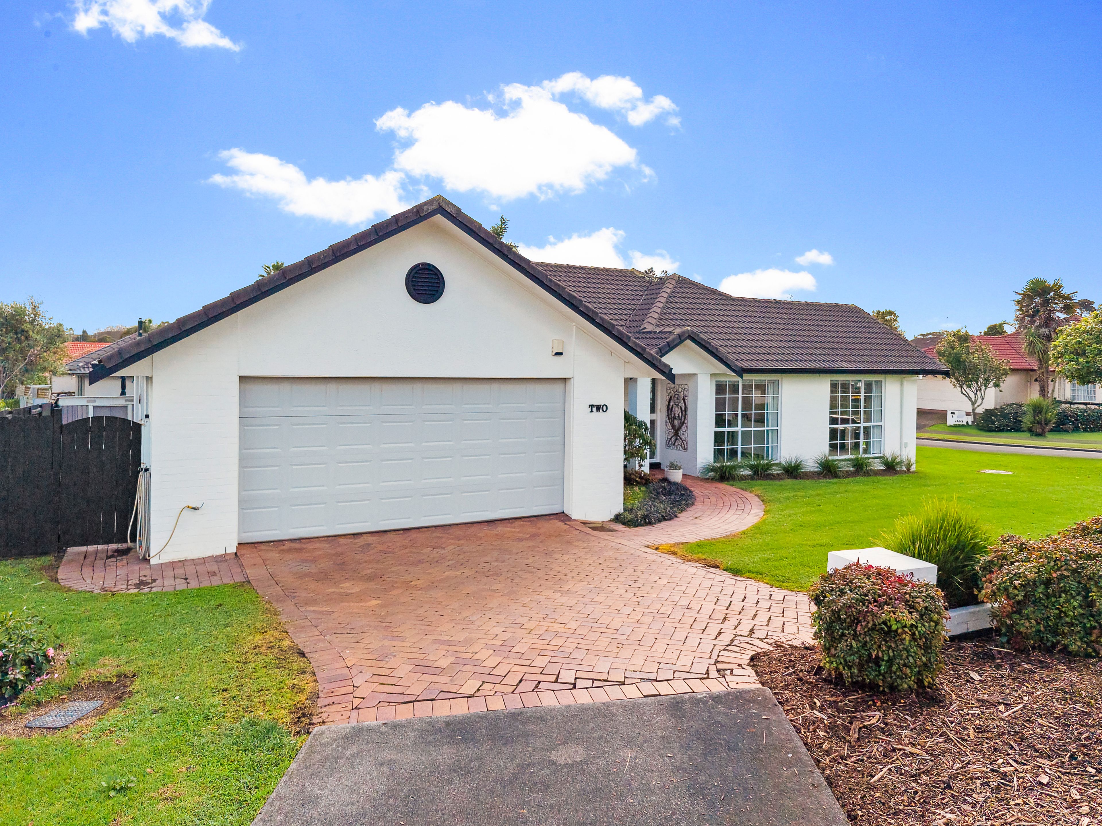2 Palmcrest Grove, Highland Park, Manukau City