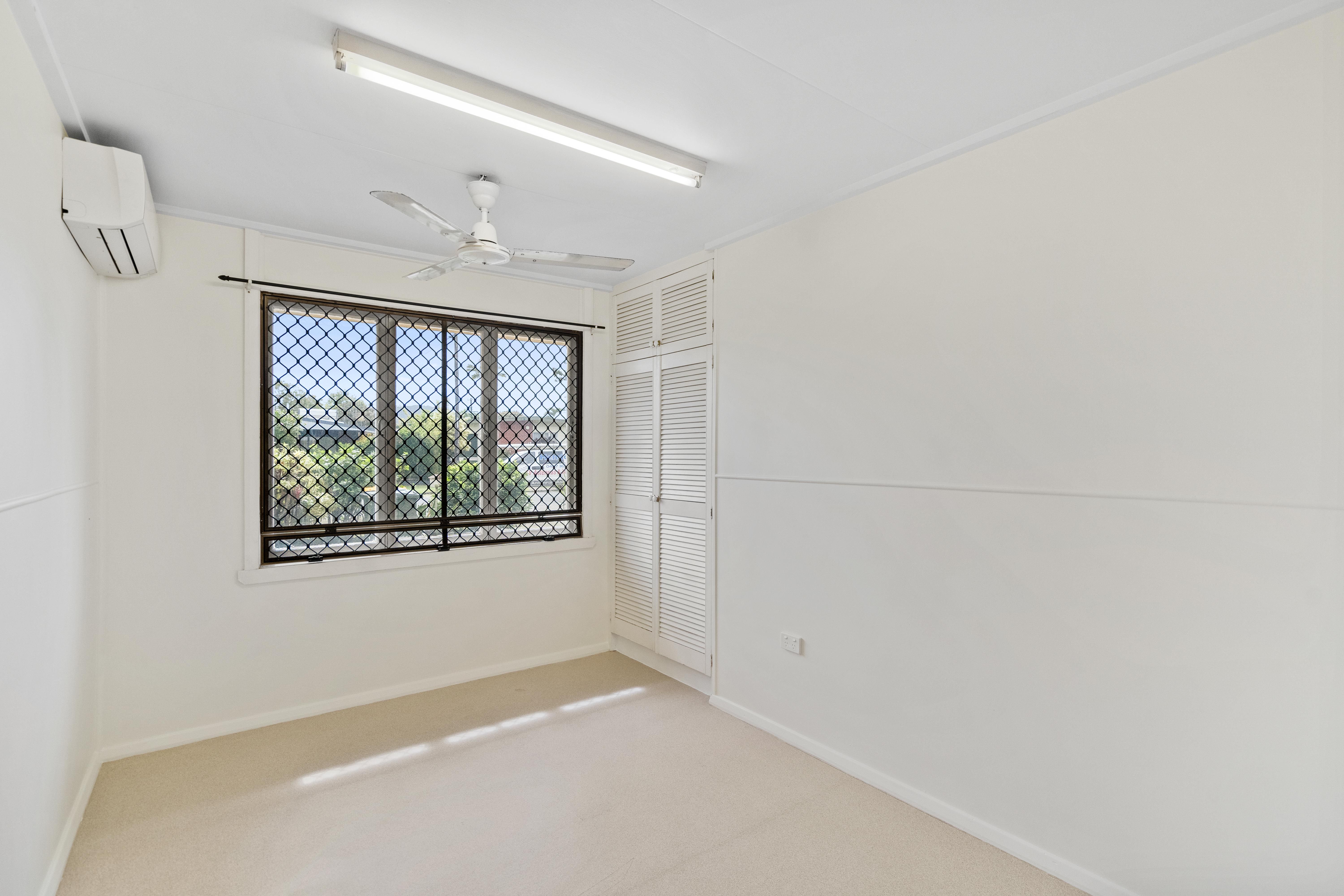 13 Hogan Street — photo 6 of 16