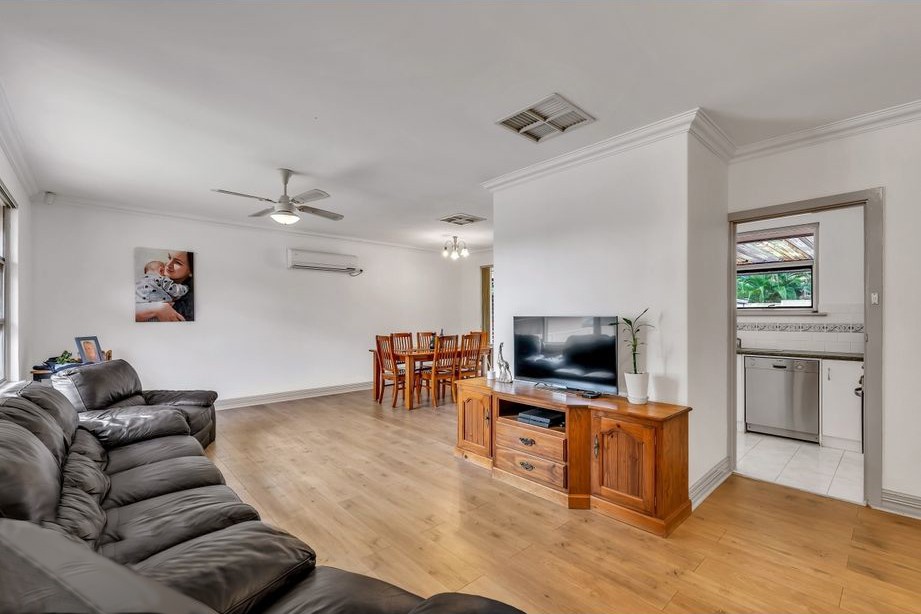 13 Carolan Crescent, Valley View, SA 5093