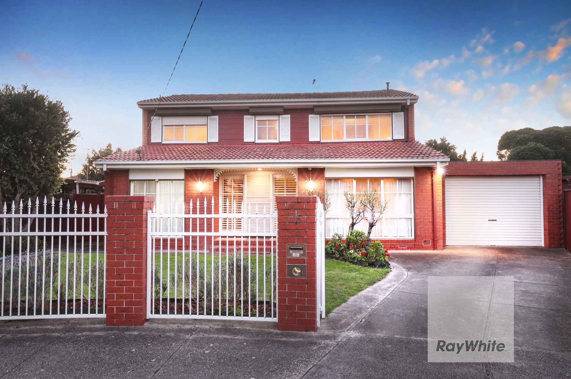 75 Lenoak Street, Gladstone Park, VIC 3043