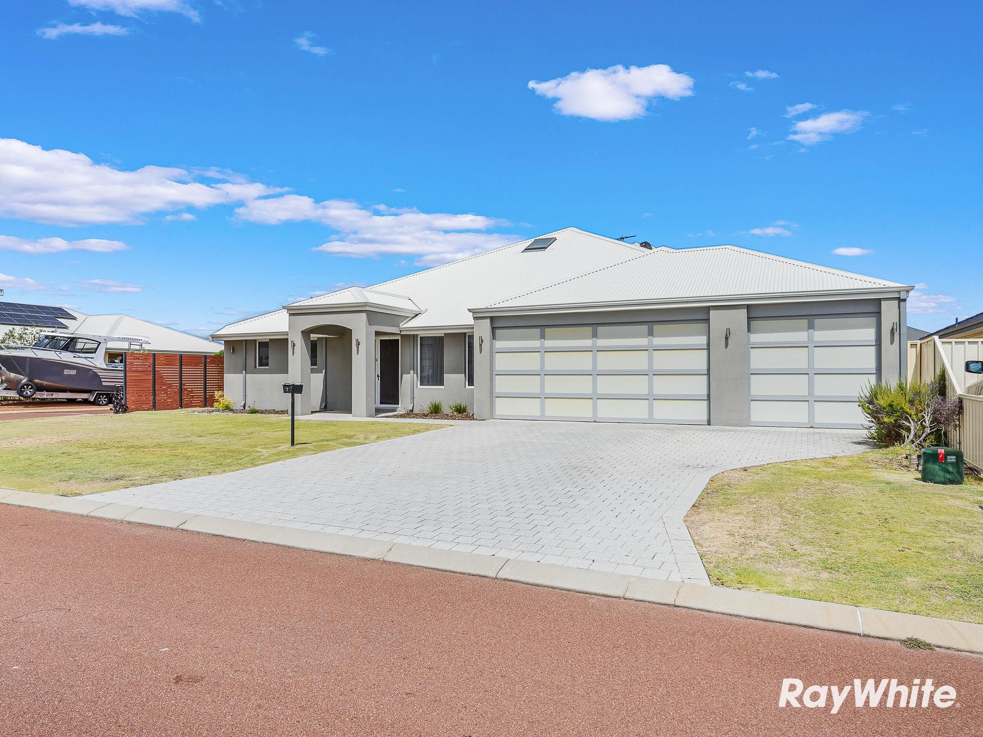 7 Pattison Ridge, Madora Bay, WA 6210