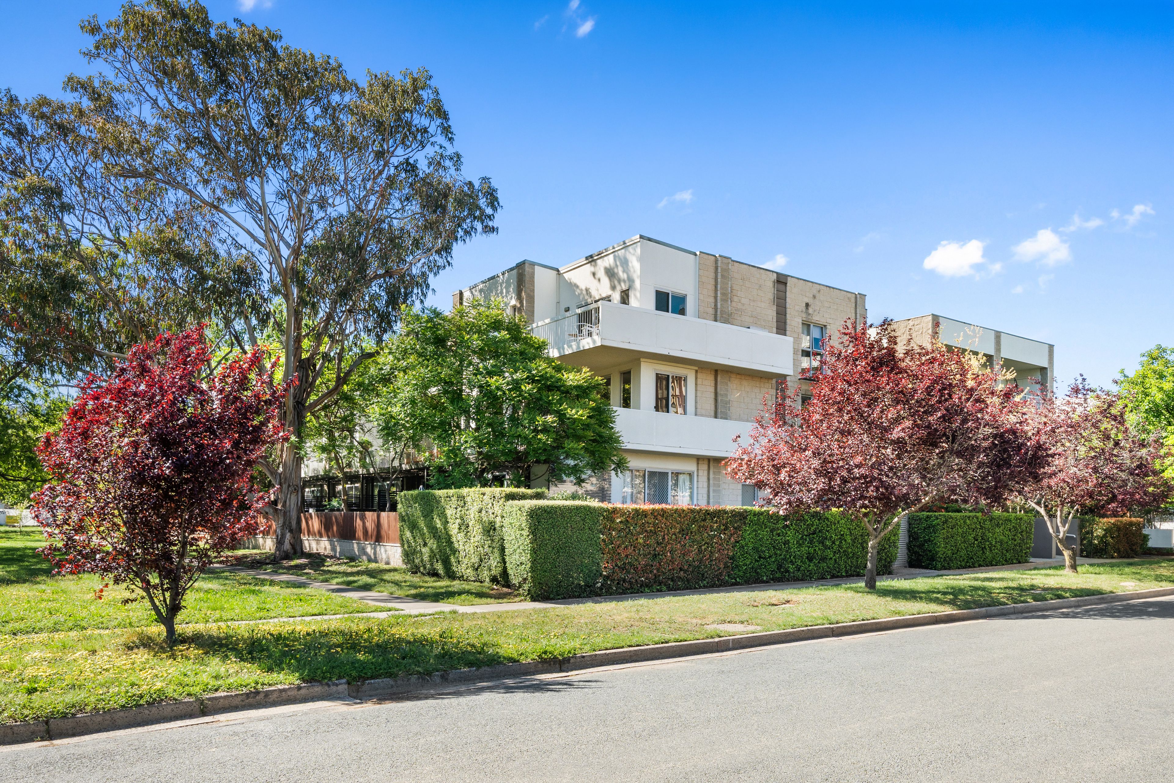 7/123 Lowanna Street — photo 14 of 14