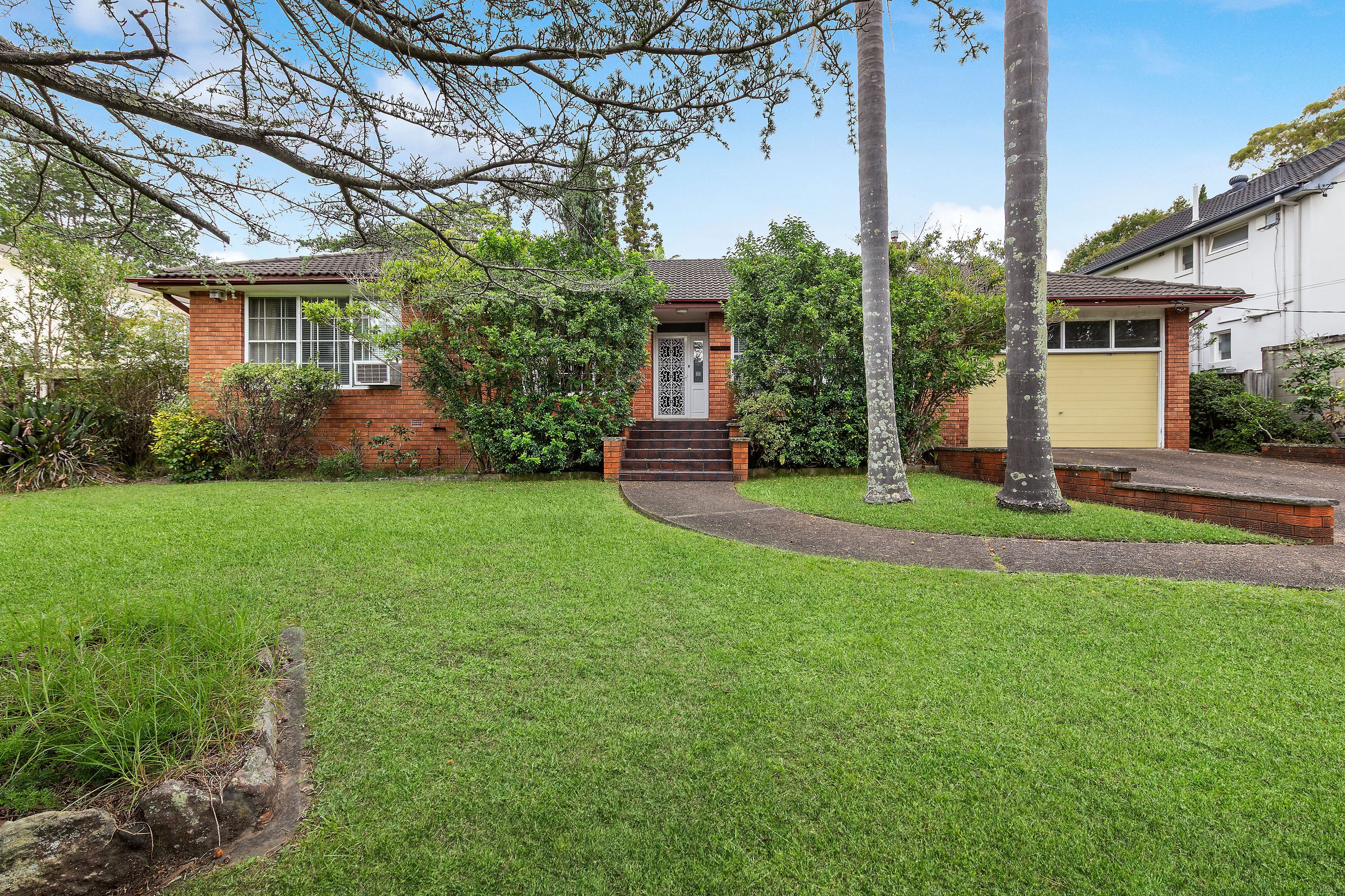 11 Willis Avenue, St Ives, NSW 2075