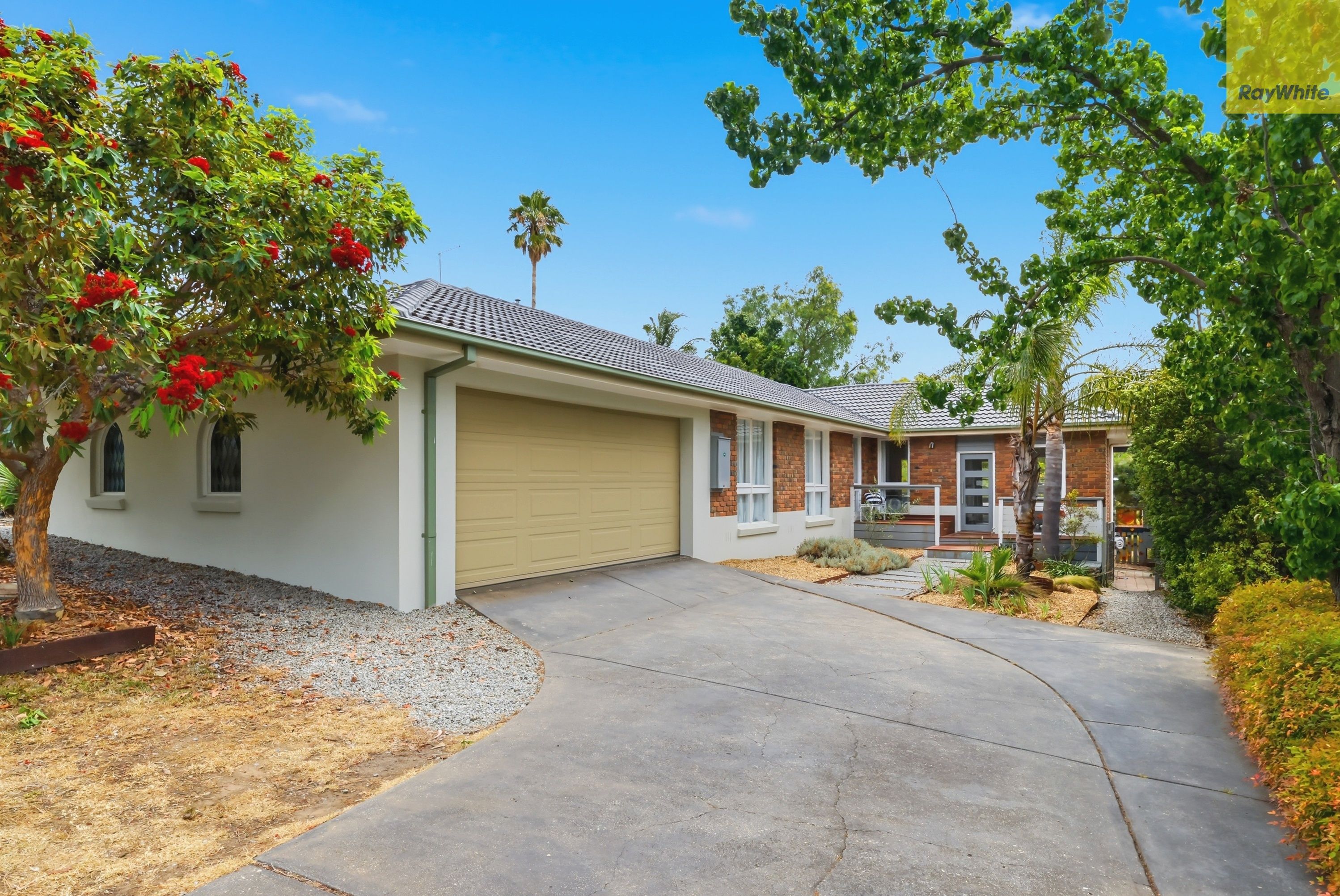 19 Robertsons Road, Darley, VIC 3340