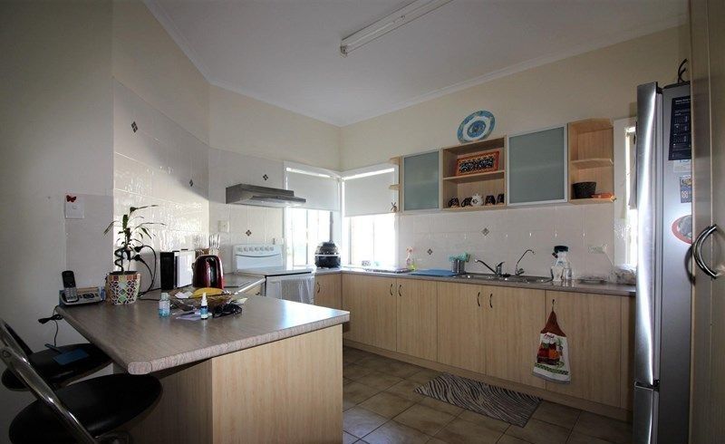 18 Tandoor Drive — photo 4 of 8