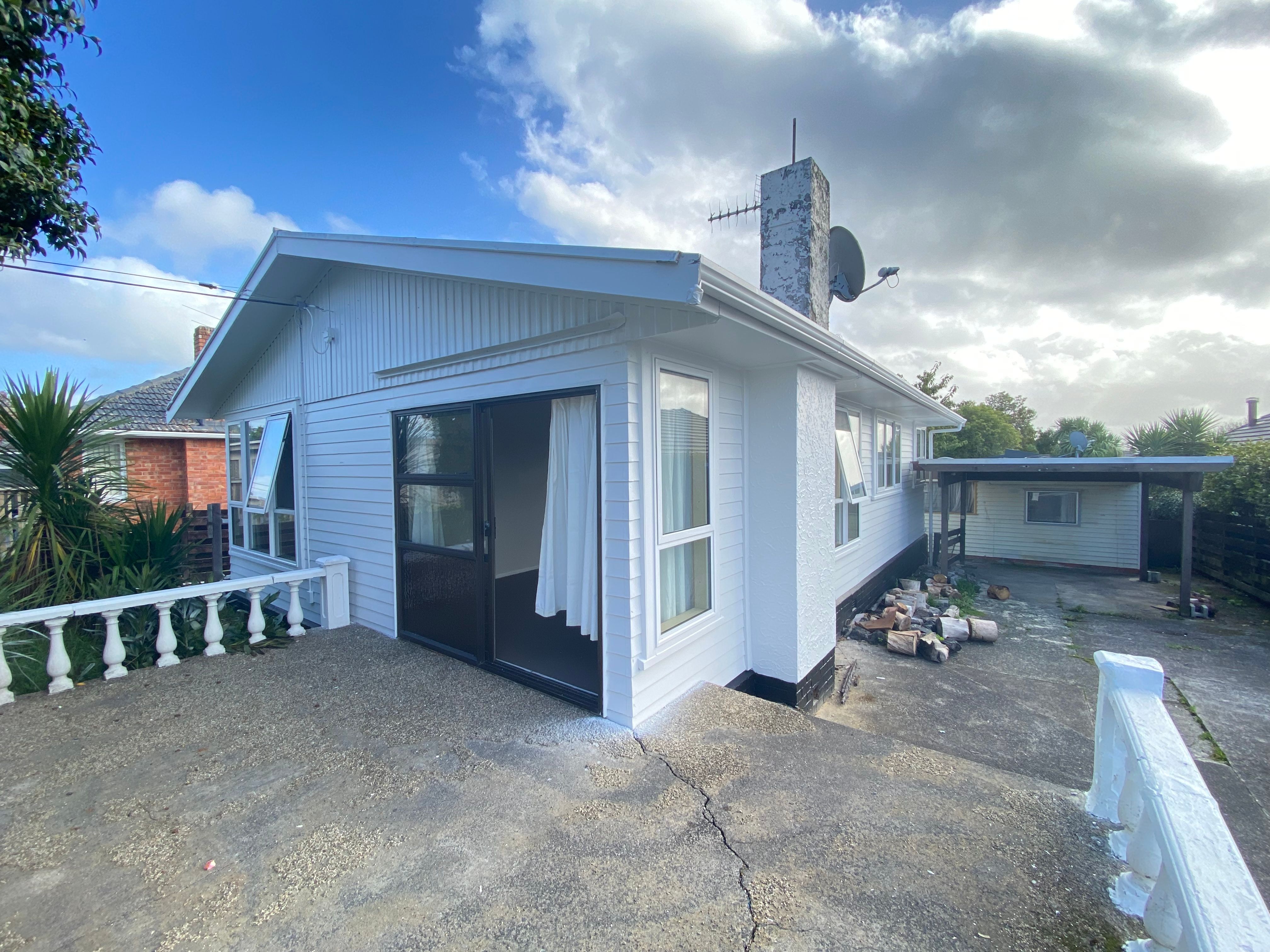 7&7A Kirrie Avenue, Te Atatu South, Waitakere City