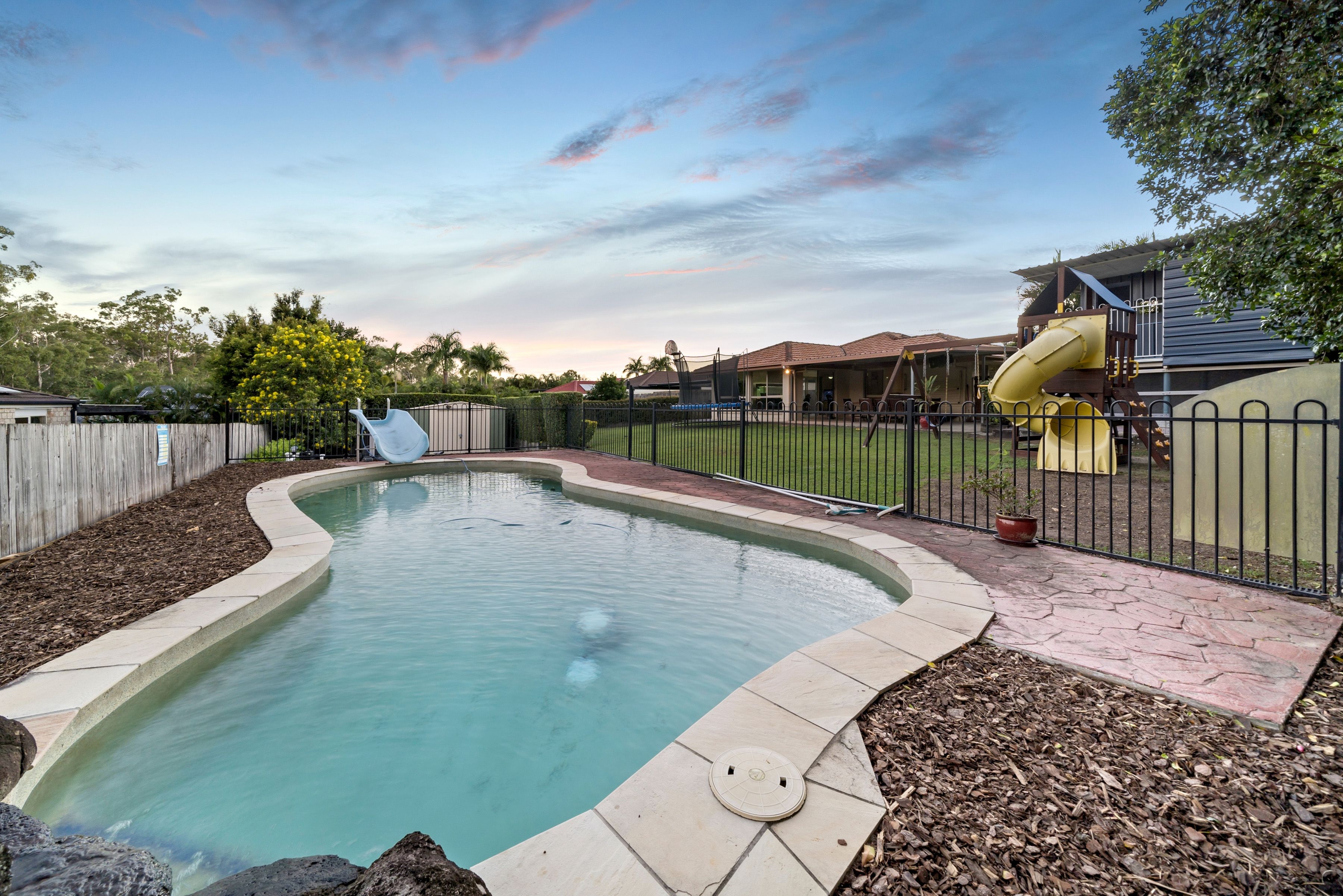 37-39 Eucalypt Place, Heritage Park, QLD 4118