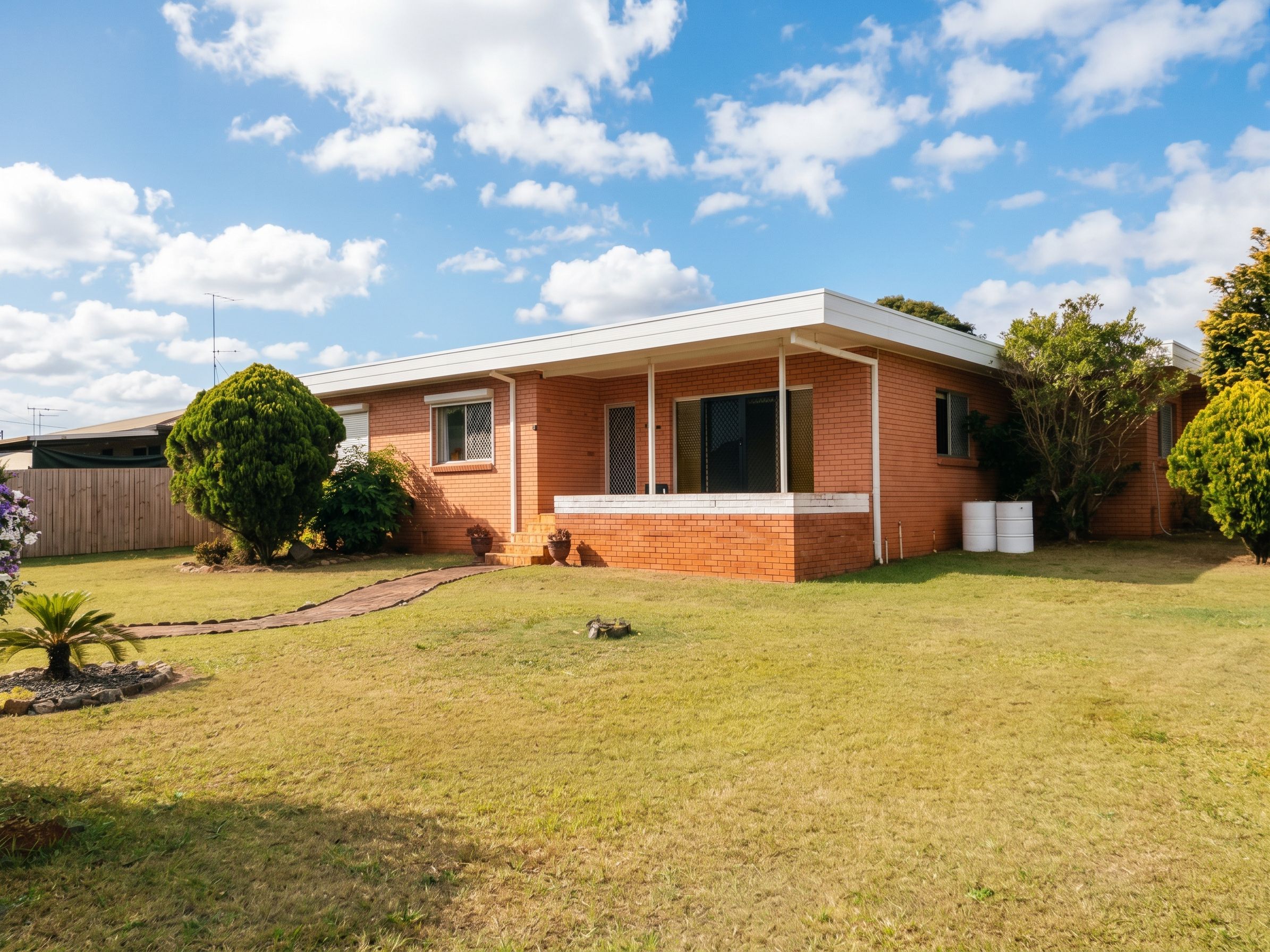 16 Finch Street — photo from Ray White Rural Atherton
