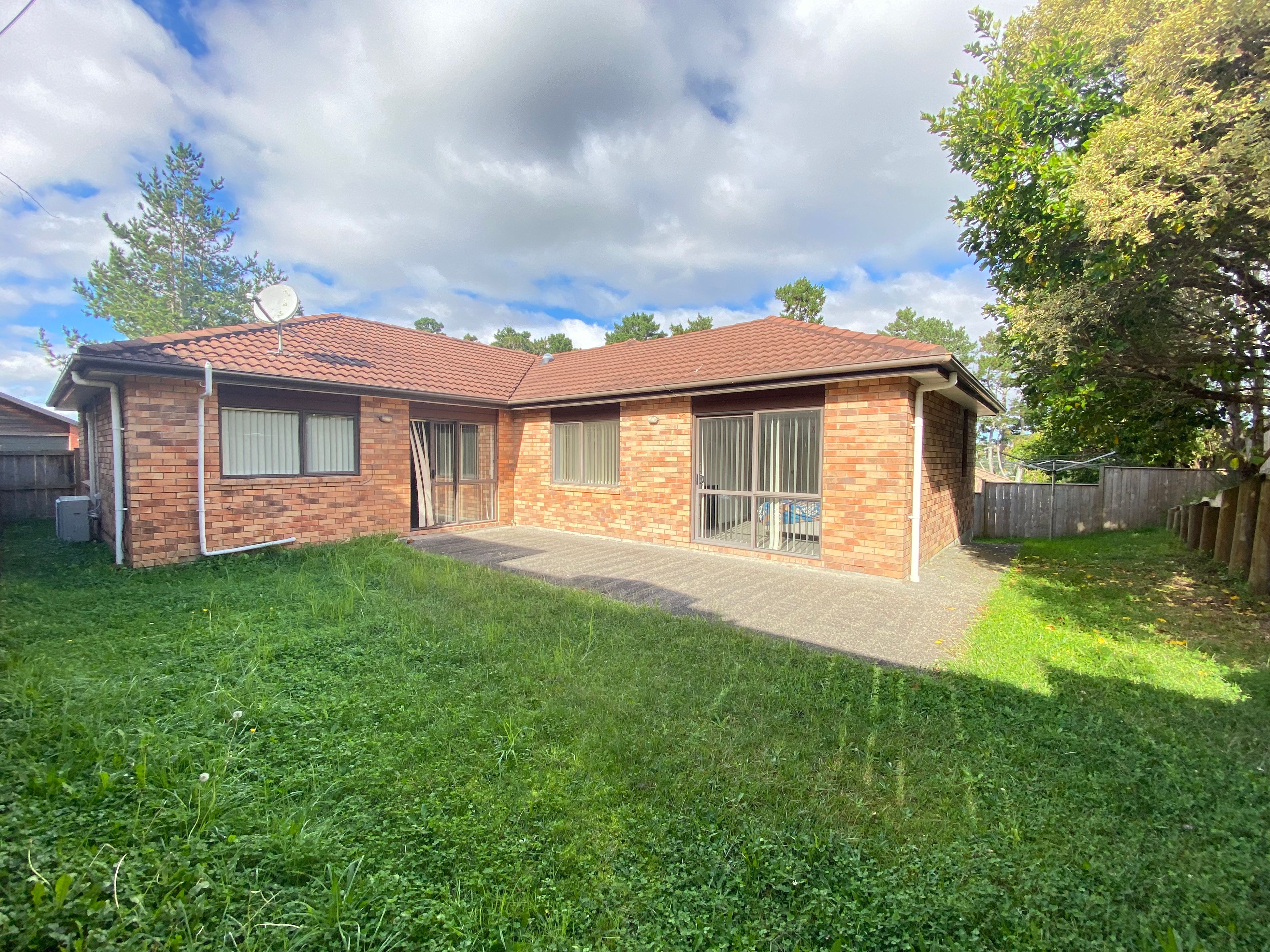 59 Helleur Road, Massey, Waitakere City