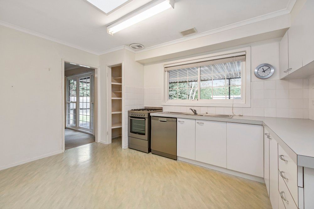 17 Suffern Avenue, Bayswater, VIC 3153
