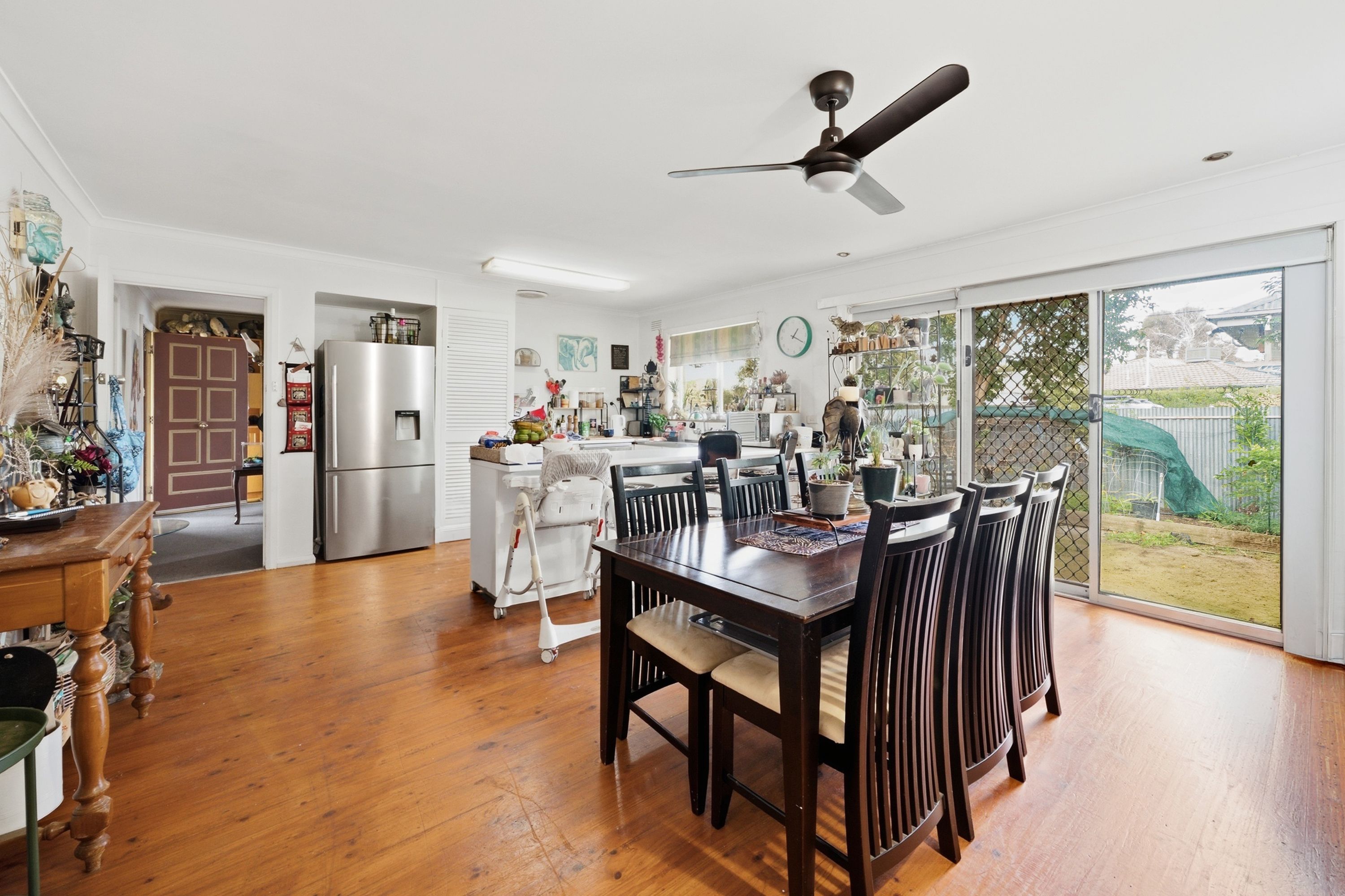 30 Fraser Street — photo 3 of 16