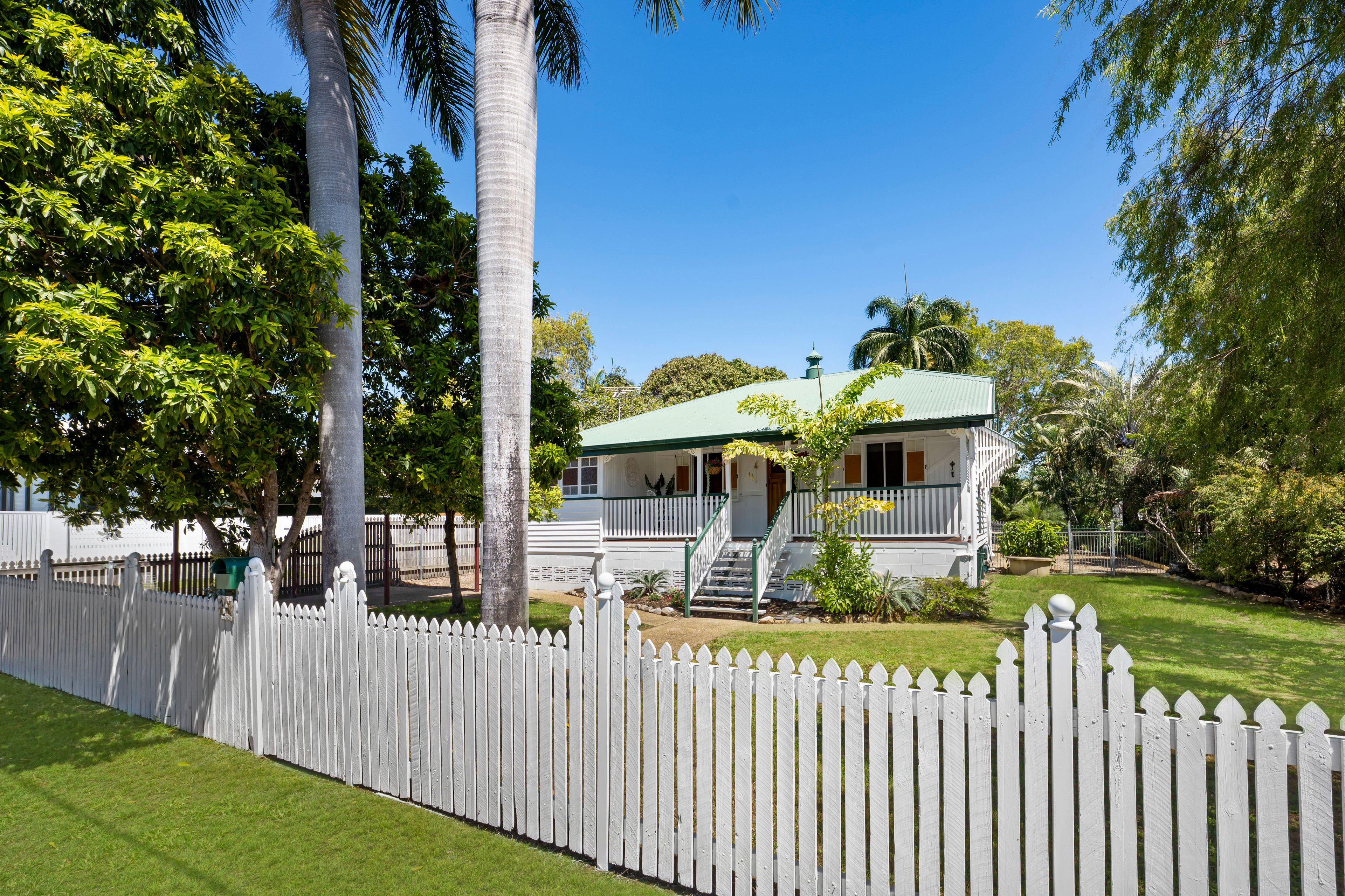14 Eighth Avenue, South Townsville, QLD 4810