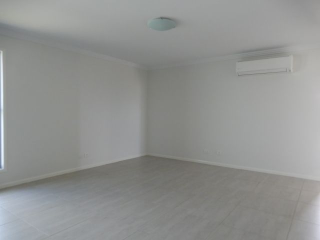 2/9 Sandown Street, Emerald, QLD 4720