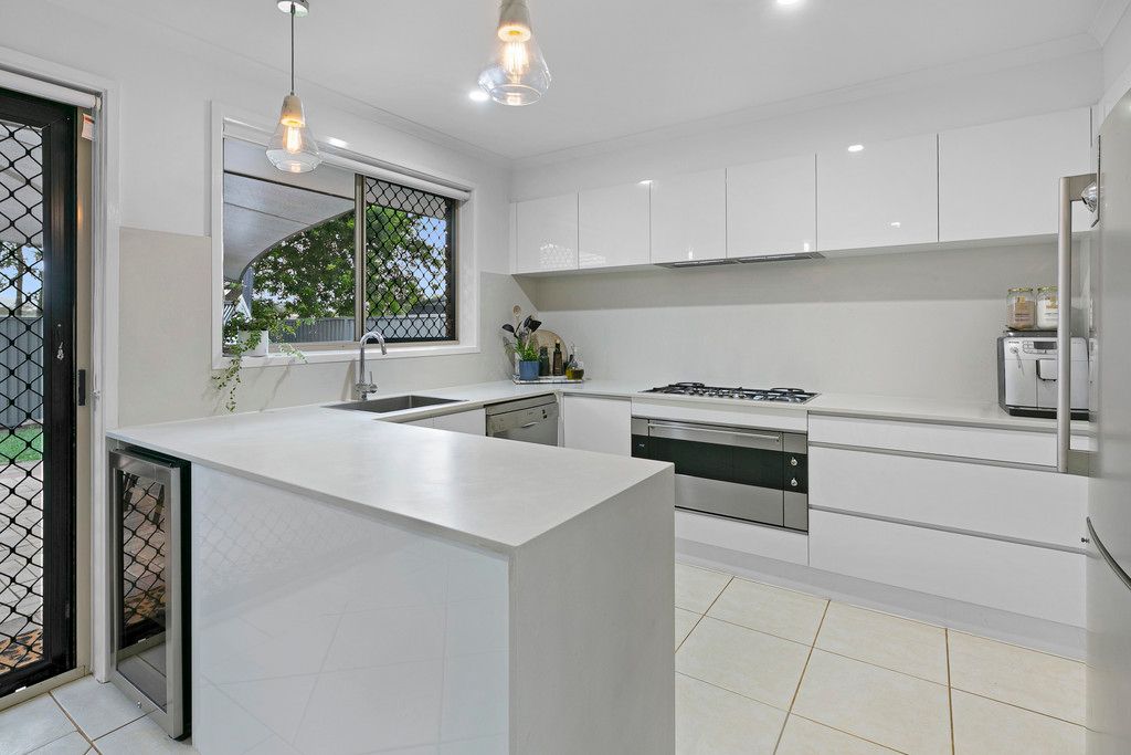 4 Glenferrie Drive, Robina, QLD 4226