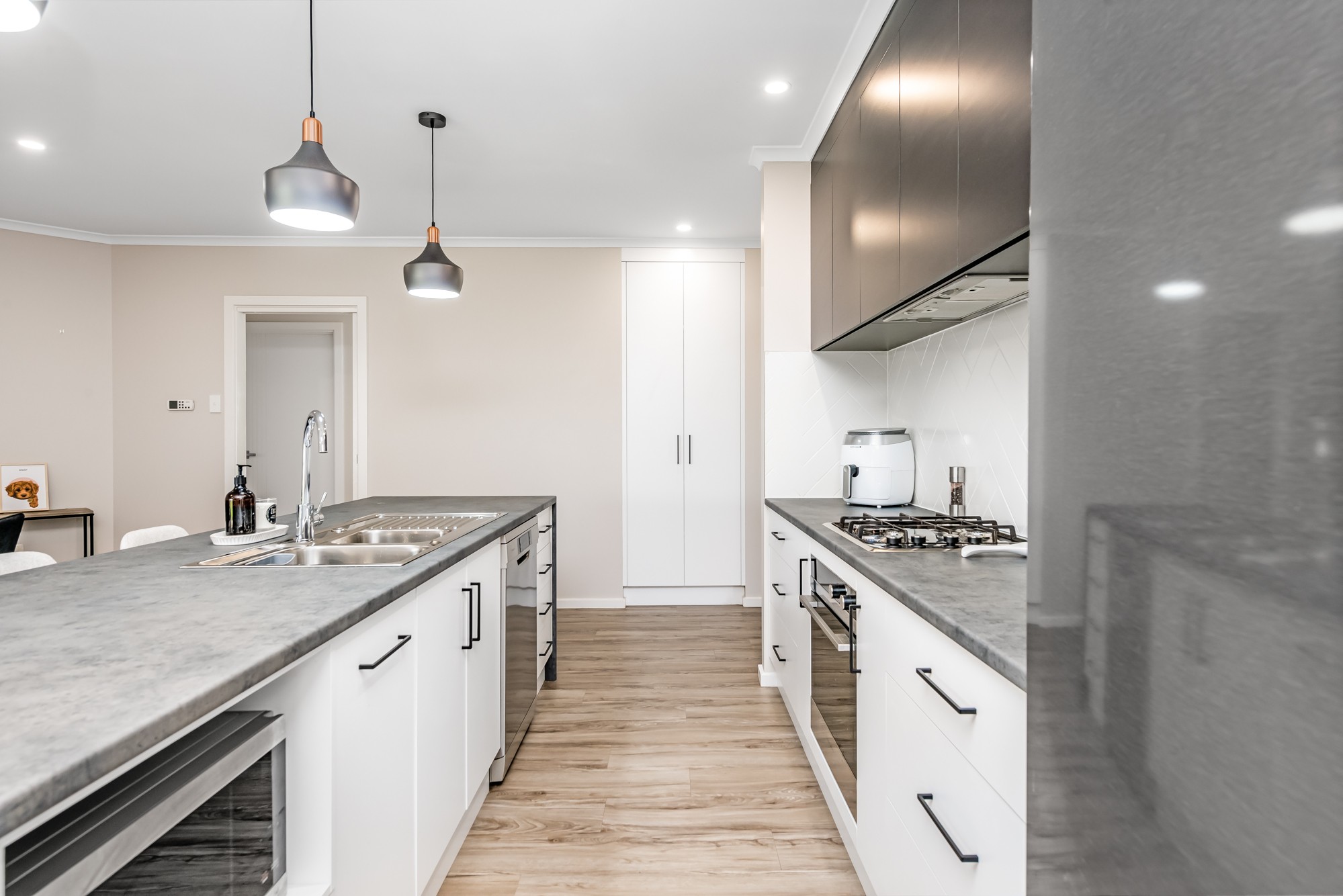 33 Pinehurst Drive, Worrolong, SA 5291