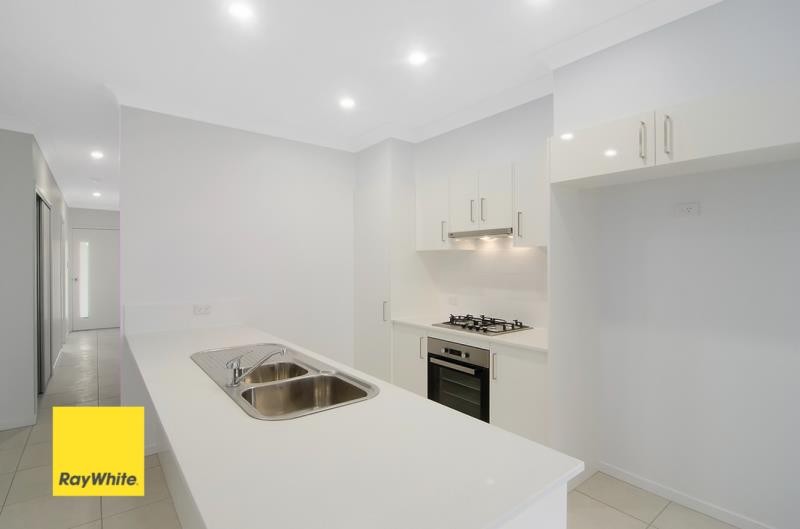 23 Mount Mee Street, Park Ridge, QLD 4125