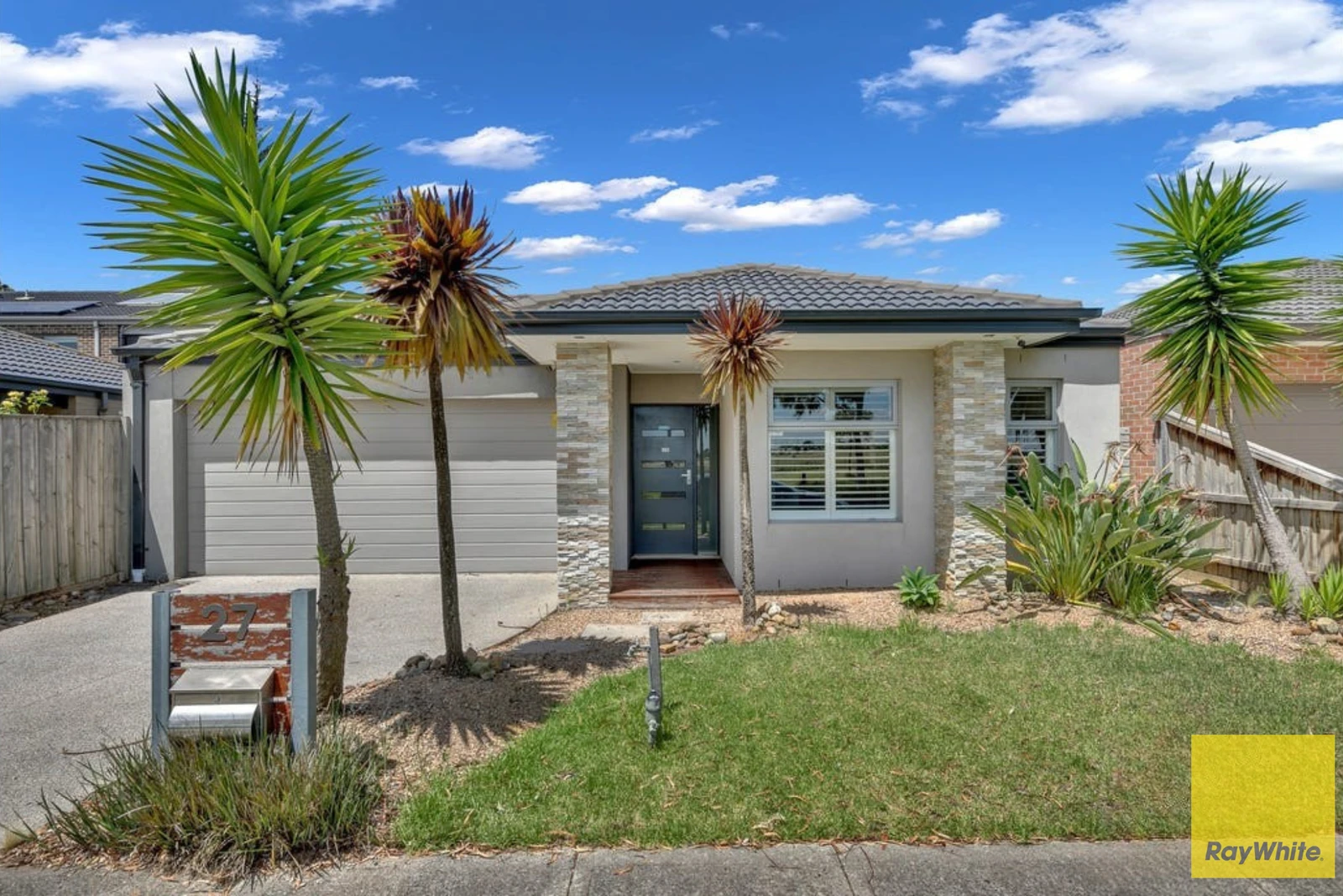 27 Hollywood Avenue, Point Cook, VIC 3030