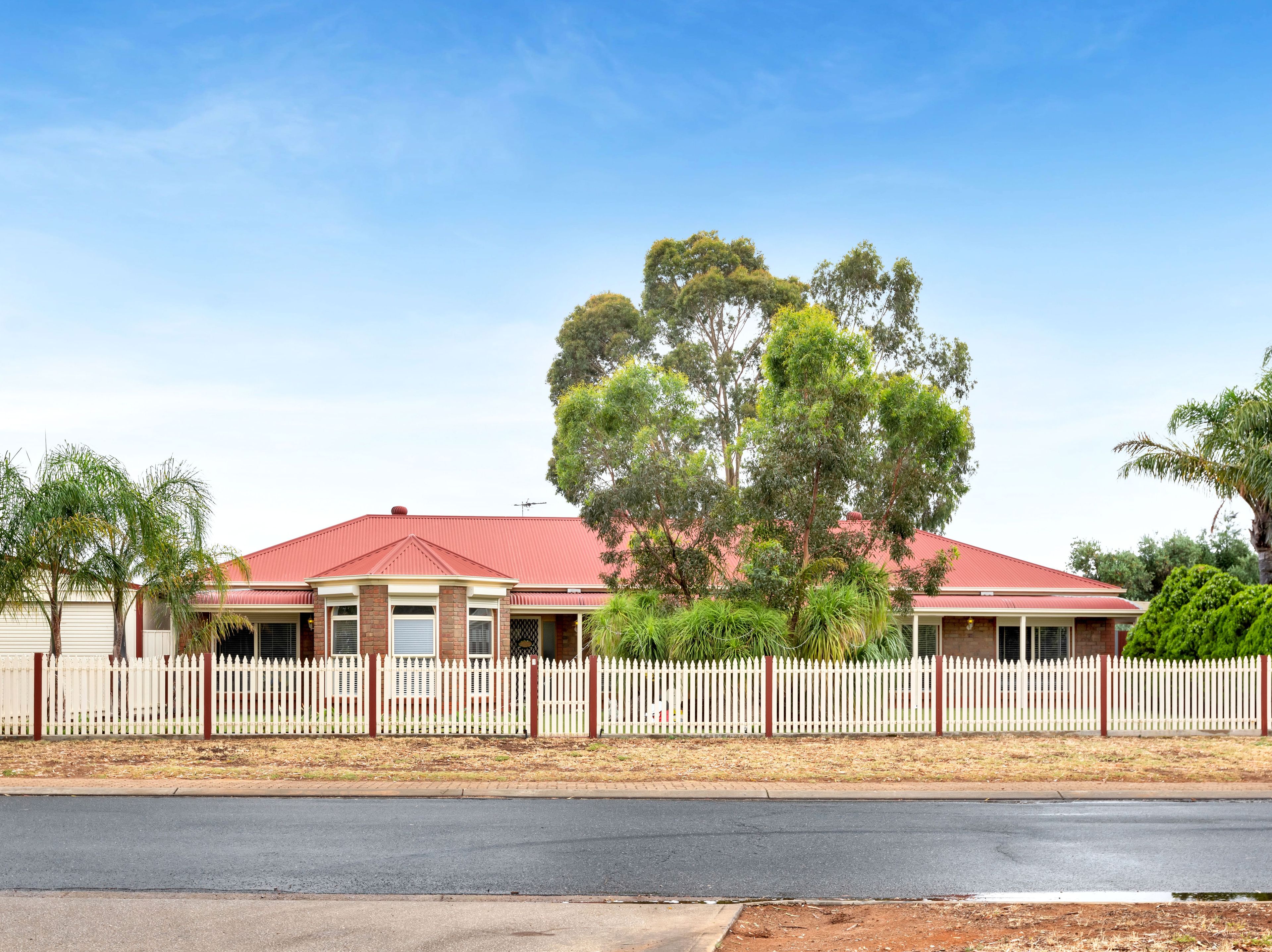 4 Max Fatchen Drive, Angle Vale, SA 5117