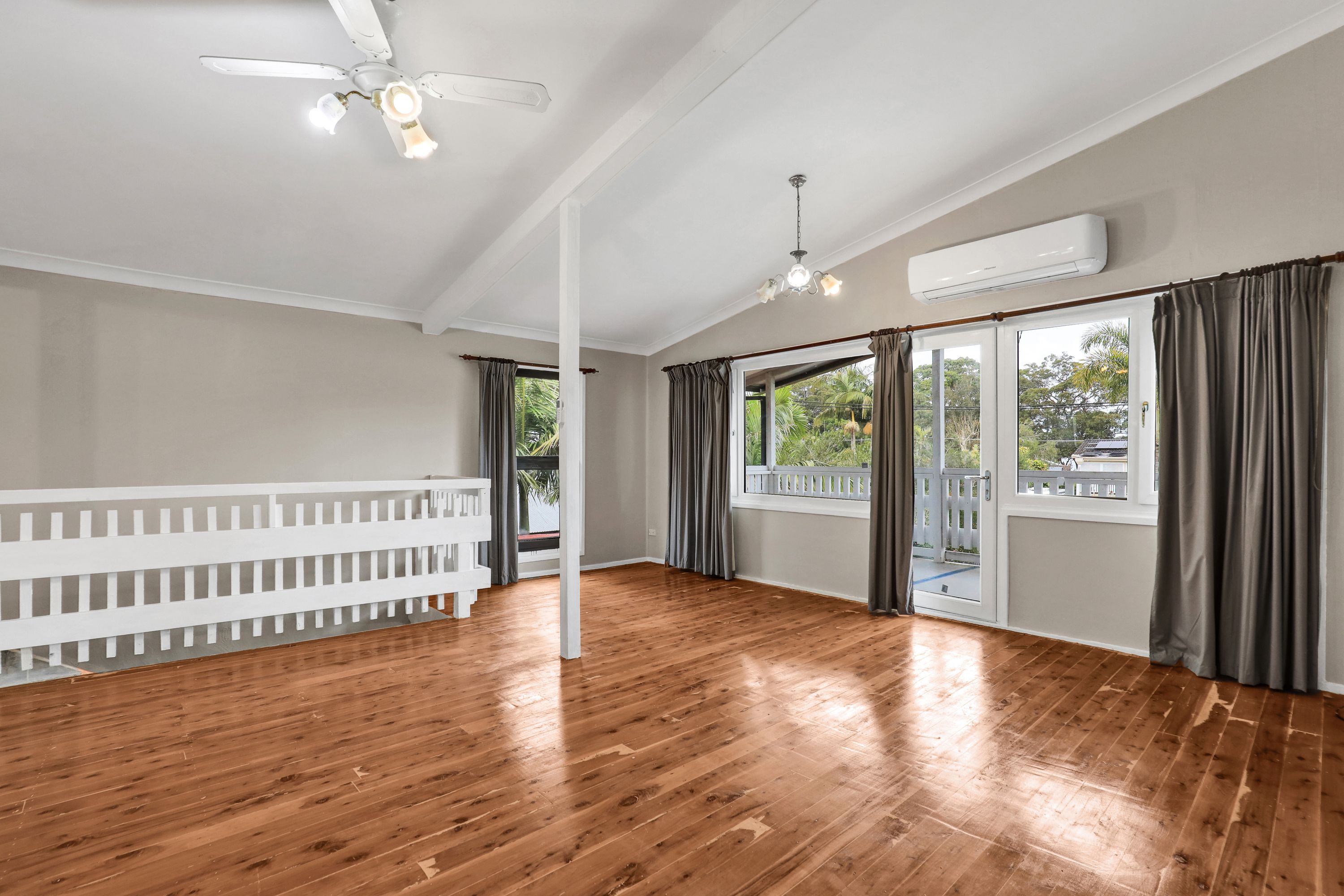 23 Boyd Avenue — photo 11 of 13