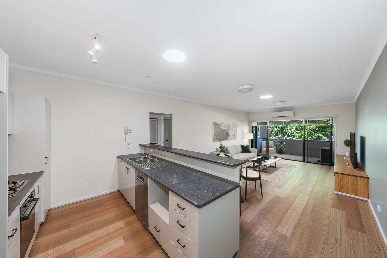 2/8 Gamble Street, Graceville, QLD 4075