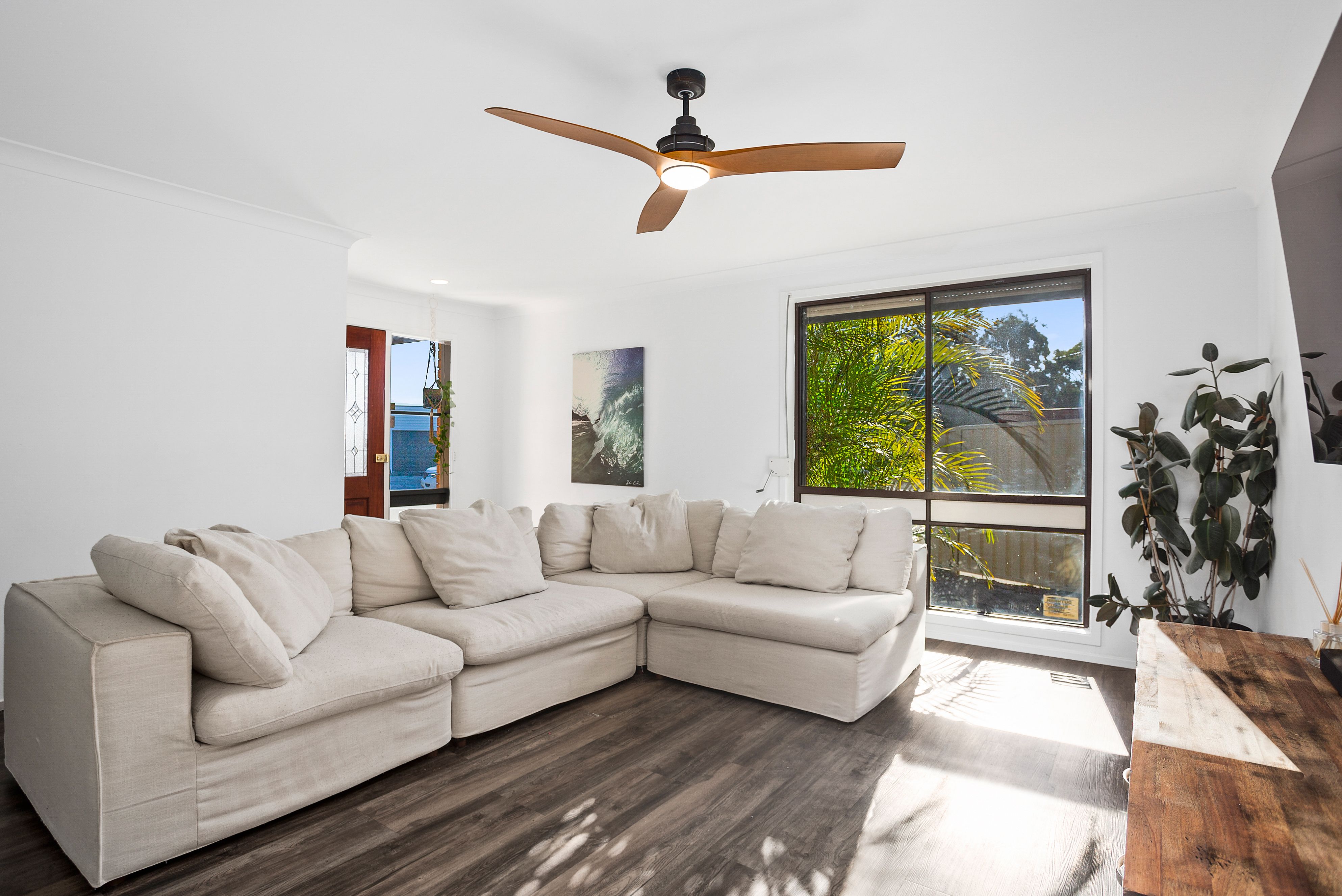 14 Government Road, Oak Flats, NSW 2529