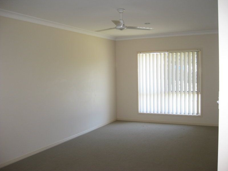 34 Spurway Street, Heritage Park, QLD 4118