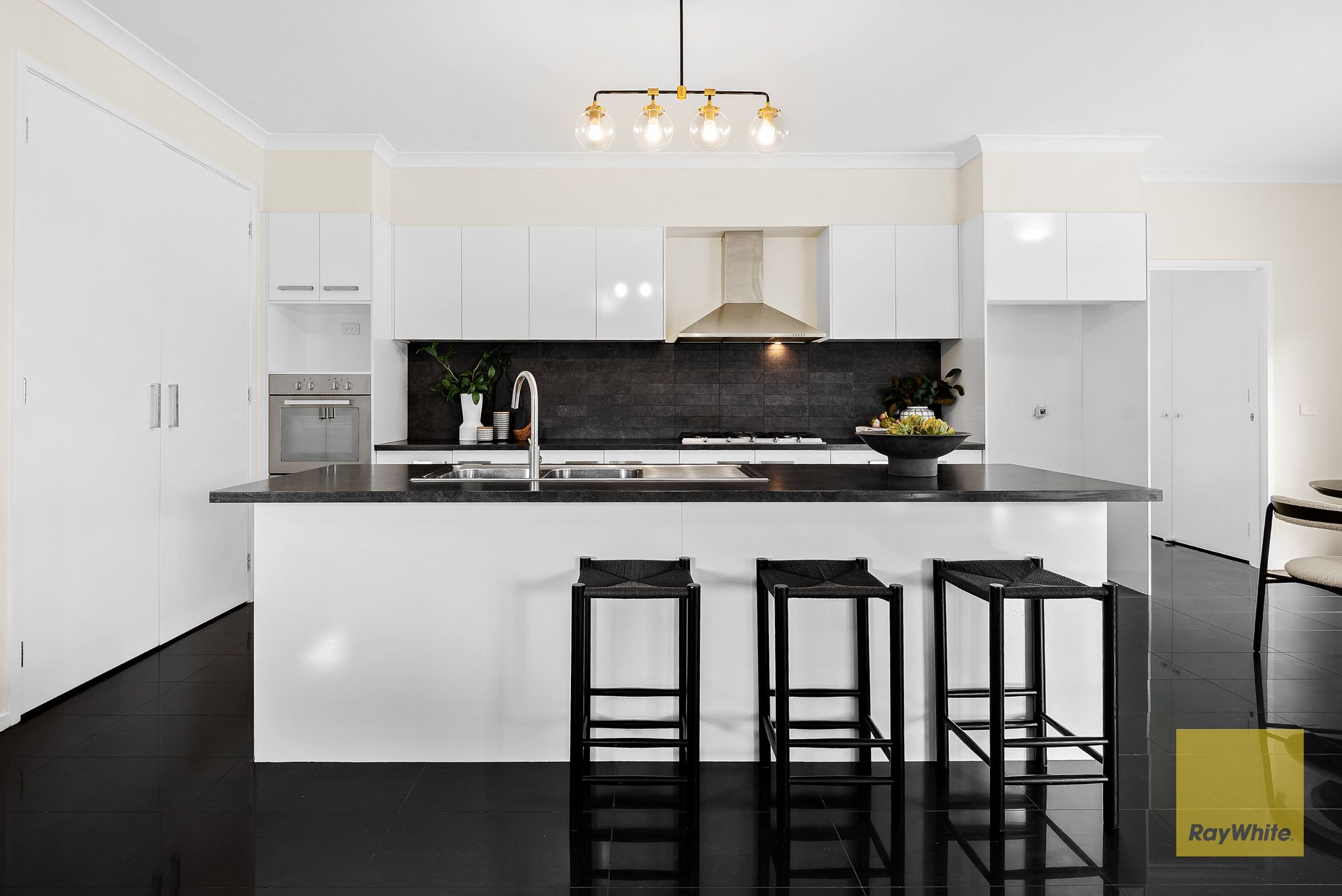 7 Katrine Place — photo 16 of 30