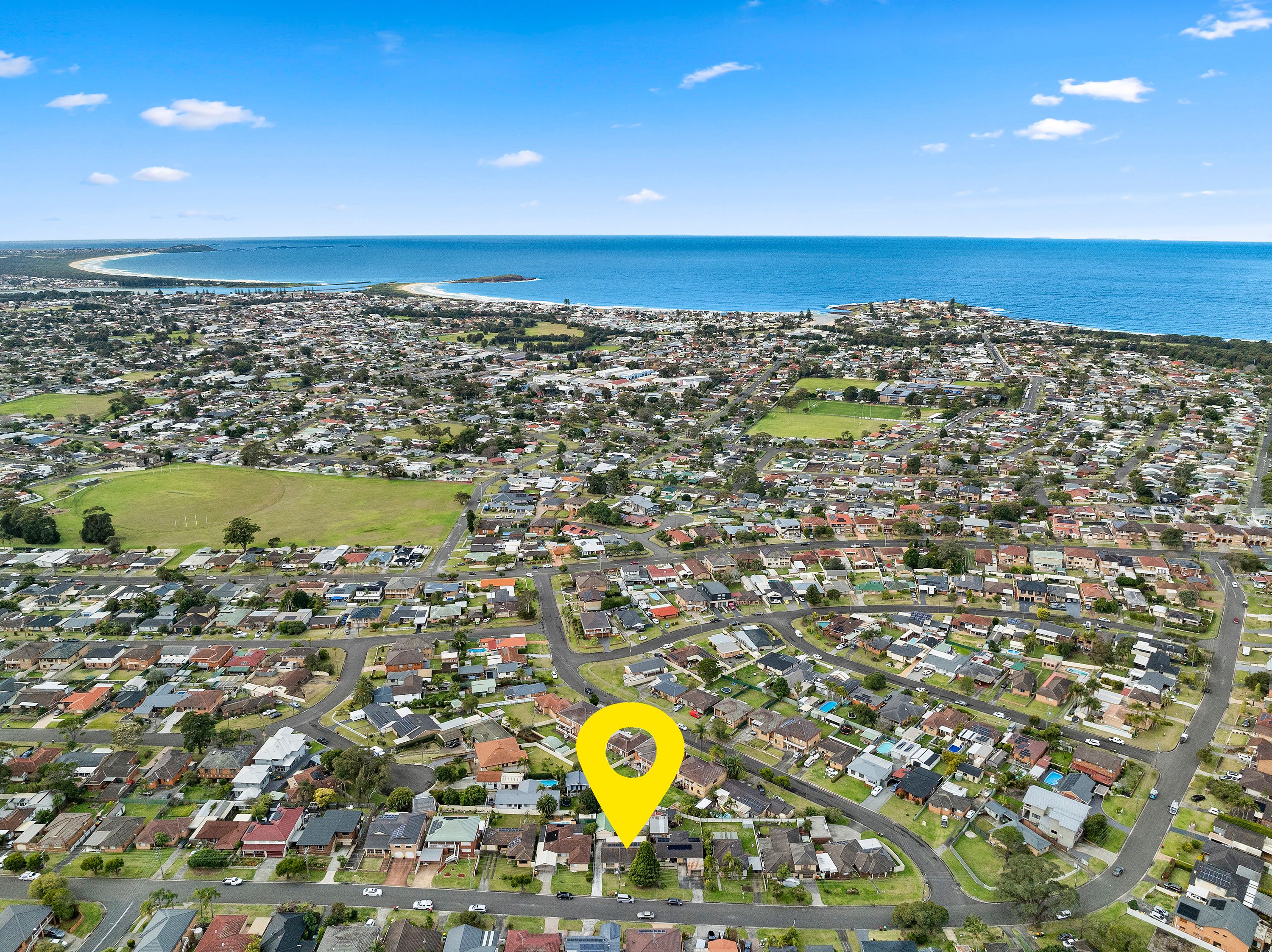 27 Loftus Drive — photo 11 of 12